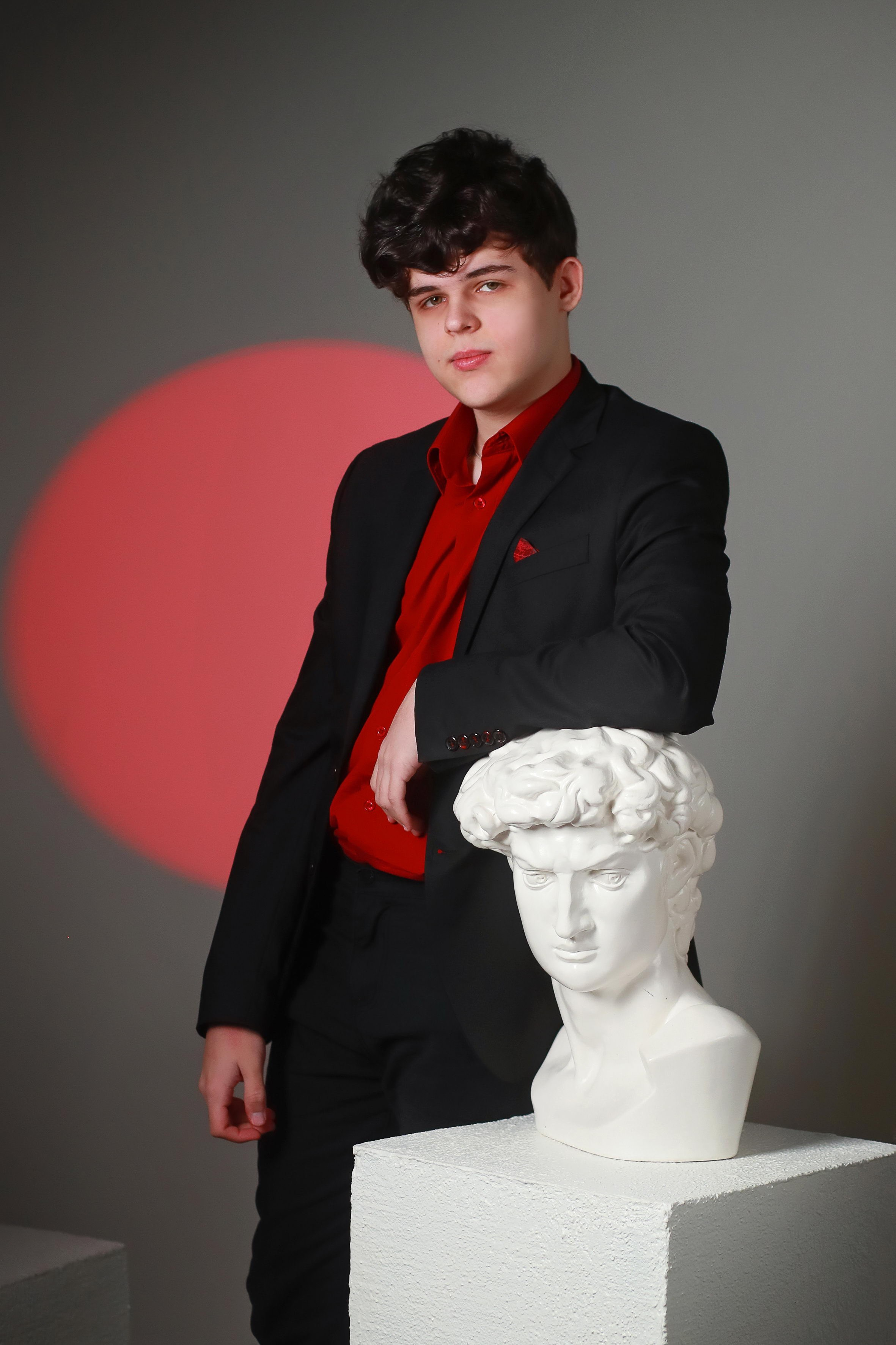 Альбомы для 9 и 11 класса. Создание стильных выпускных альбомов