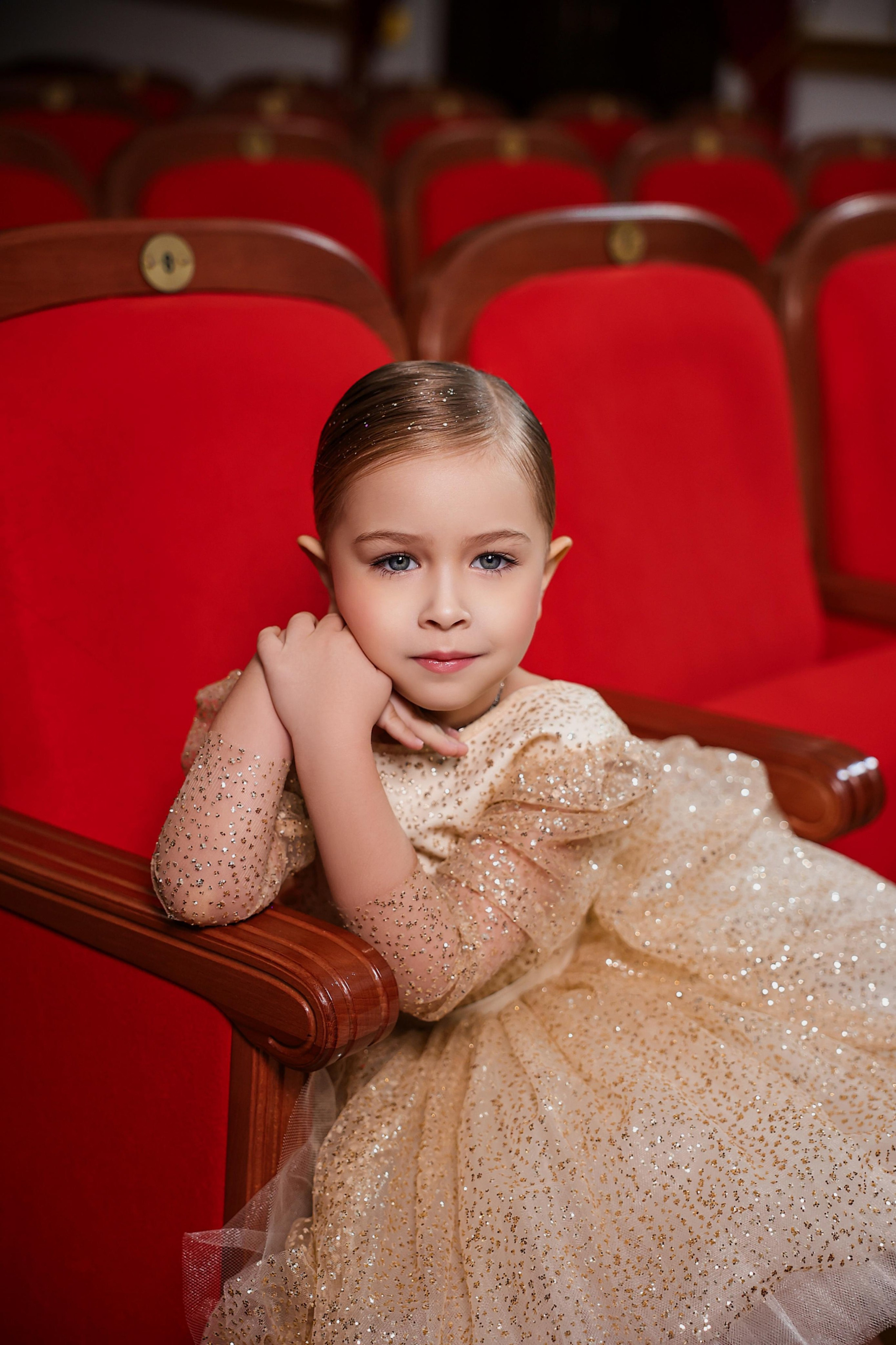 NICOLE. Модельная студия MIA Models