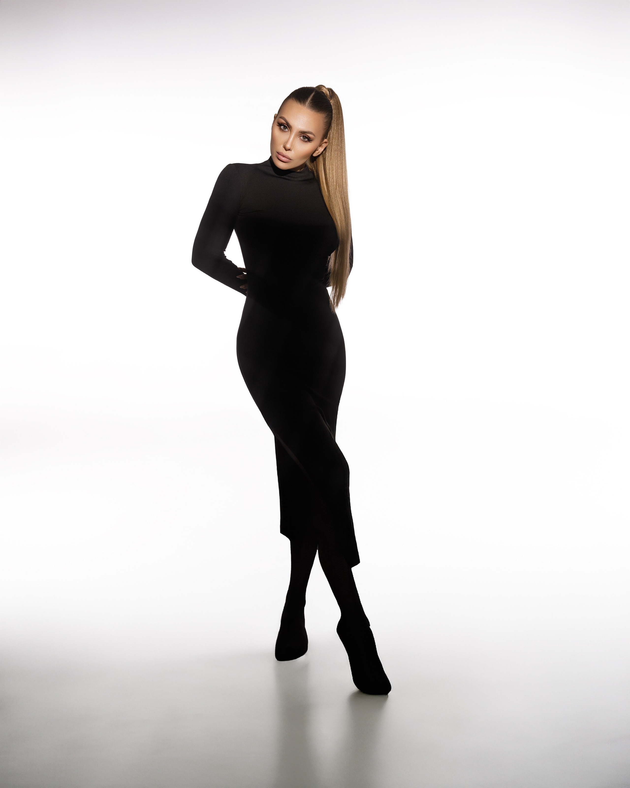 KATYA. Фотограф для брендов в Москве — съёмка, которая работает на продажи