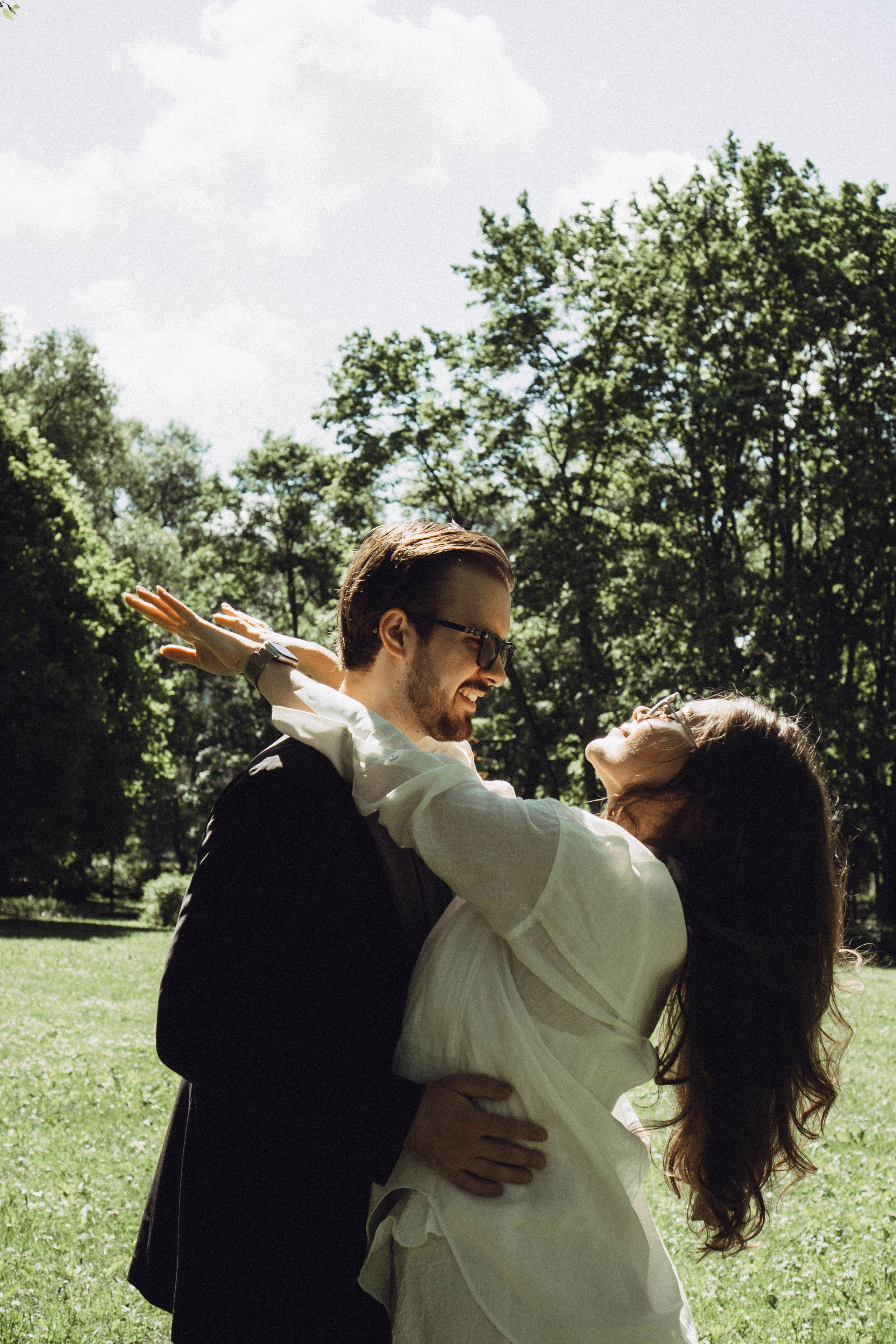 СВАДЕБНАЯ СЬЕМКА В ПАРКЕ ПОБЕДЫ И ПРОГУЛКА ПО МОСКОВСКОМУ ПРОСПЕКТУ. Профессиональный фотограф, Санкт-Петербург — Виктория Богомолова