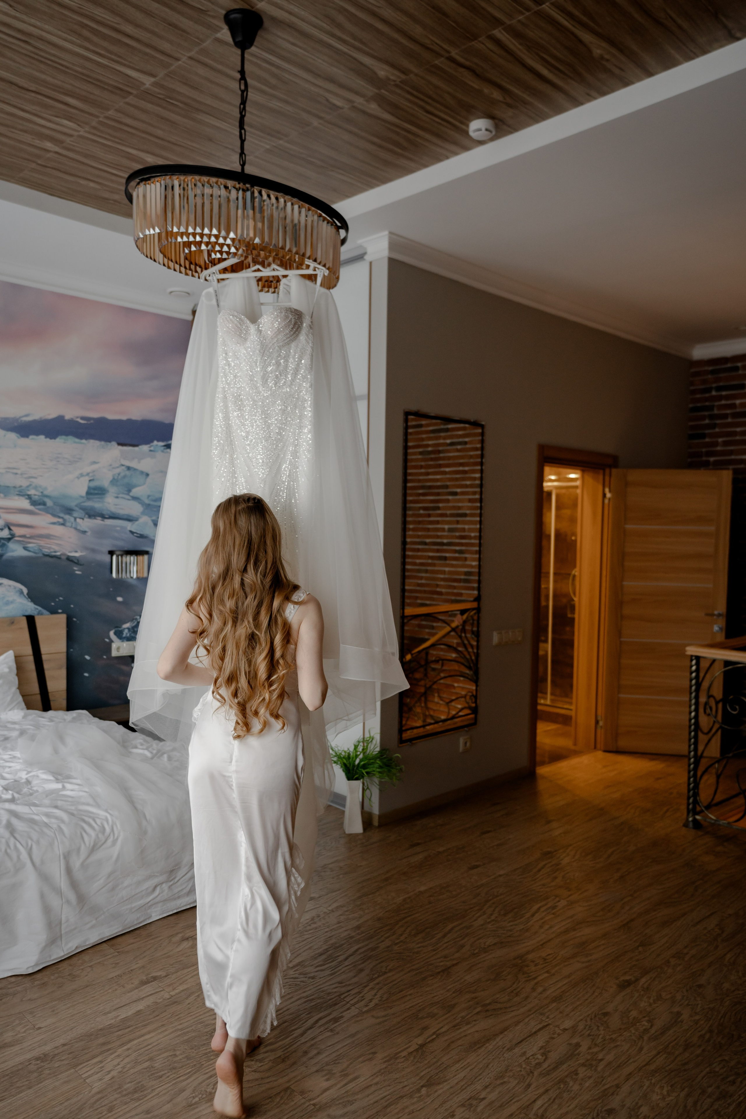 СВАДЕБНАЯ СЬЕМКА СБОРОВ В ОТЕЛЕ И ВЫЕЗД НА ЦЕРЕМОНИЮ (СНЯТО В СИБИРЕ В НИЖНЕВАРТОВСКЕ). Профессиональный фотограф, Санкт-Петербург — Виктория Богомолова