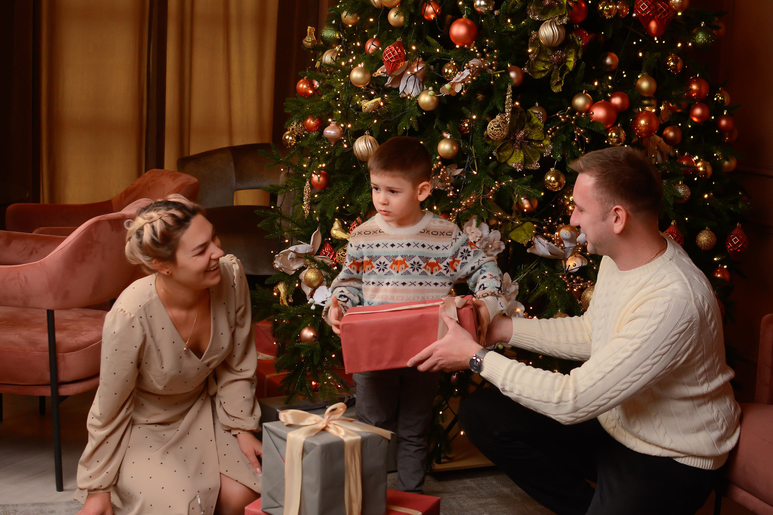 Новогодняя фотосессия 25.12.2021. Семейный фотограф