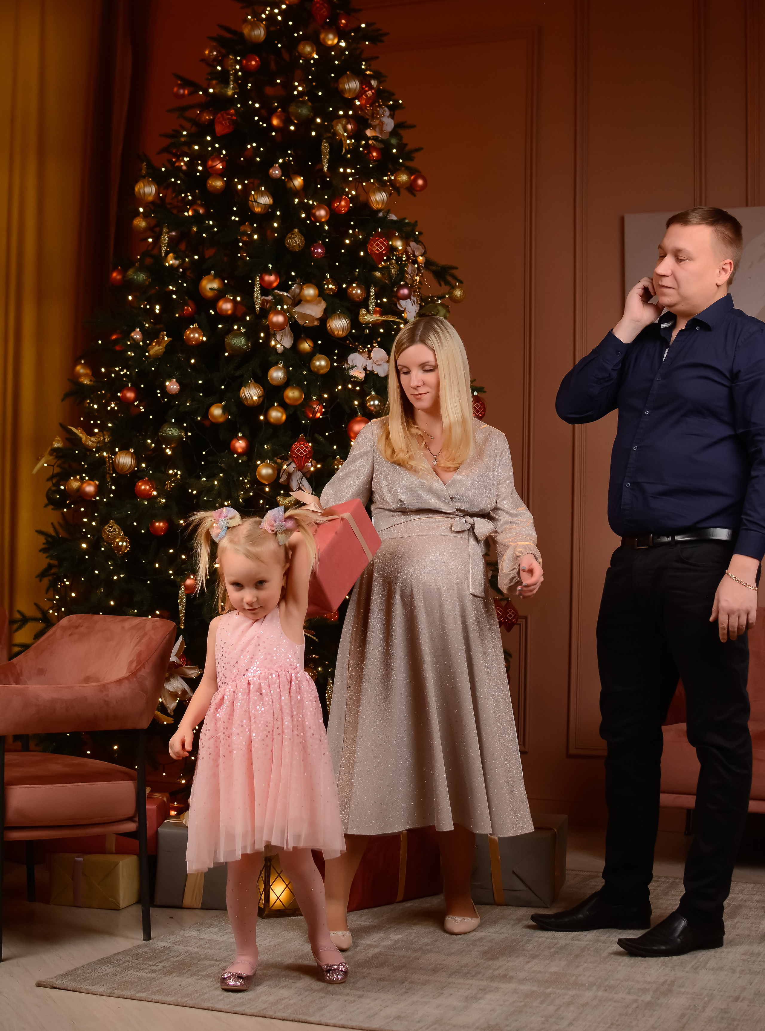 Новогодняя фотосессия 25.12.2021. Семейный фотограф