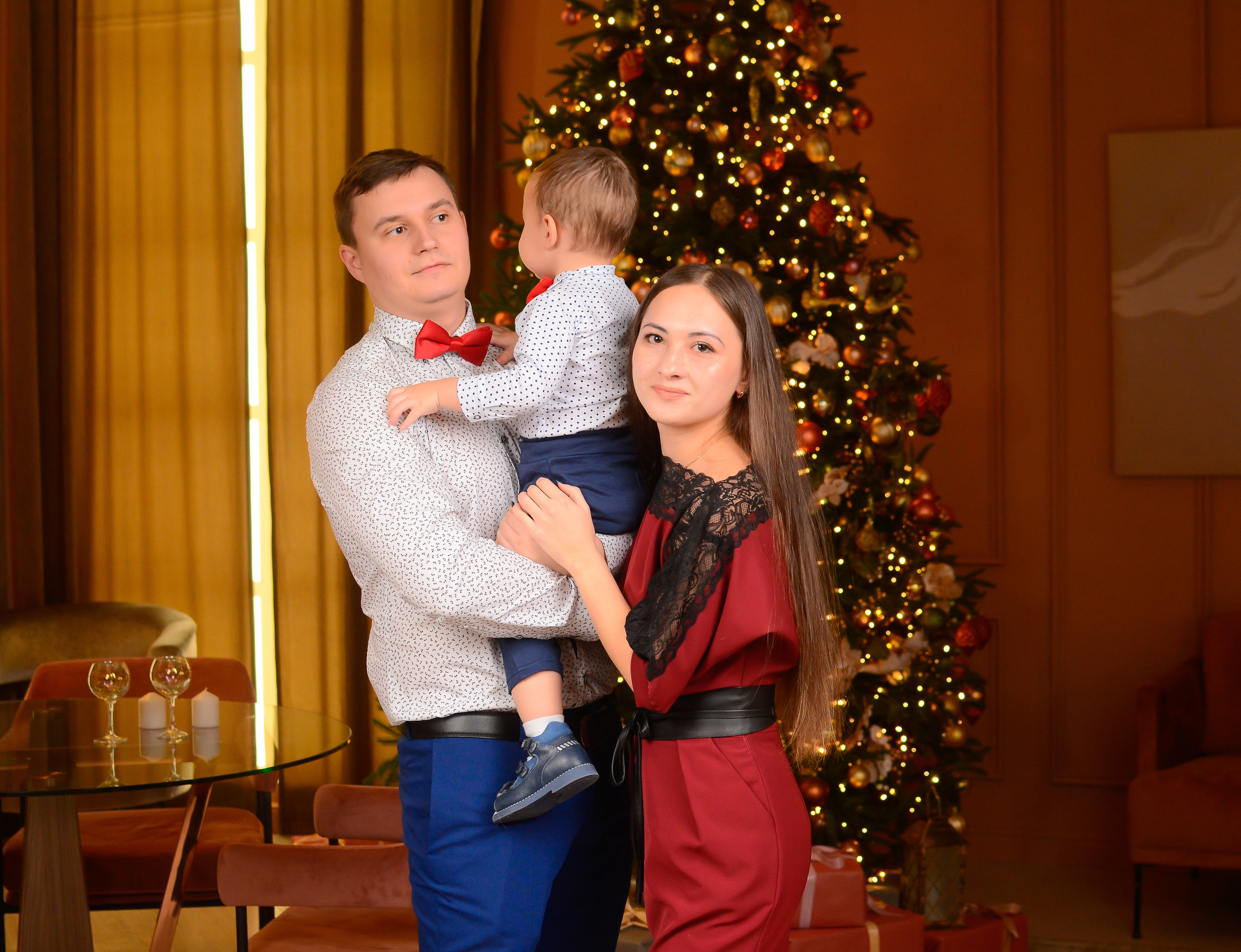 Новогодняя фотосессия 25.12.2021. Семейный фотограф