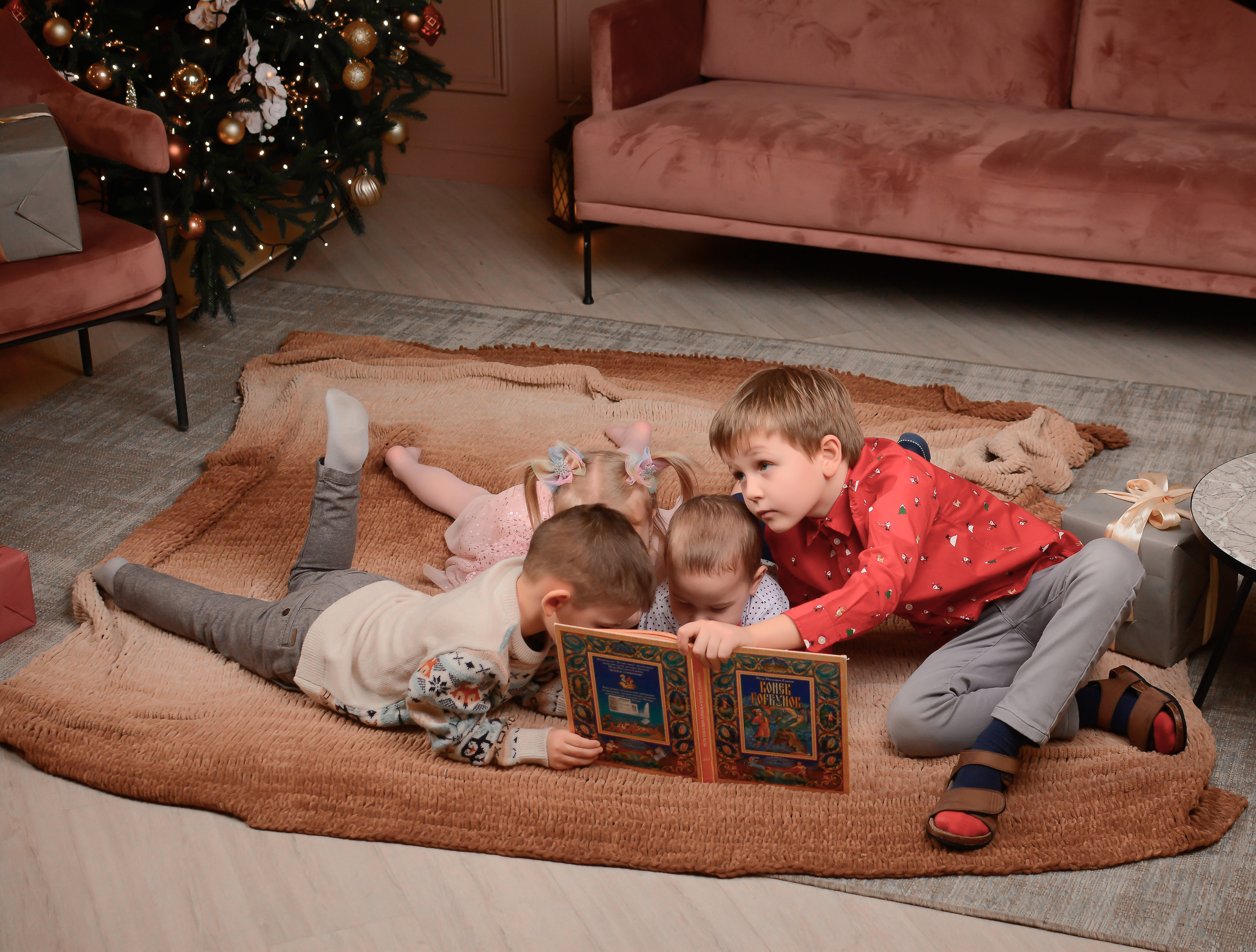 Новогодняя фотосессия 25.12.2021. Семейный фотограф