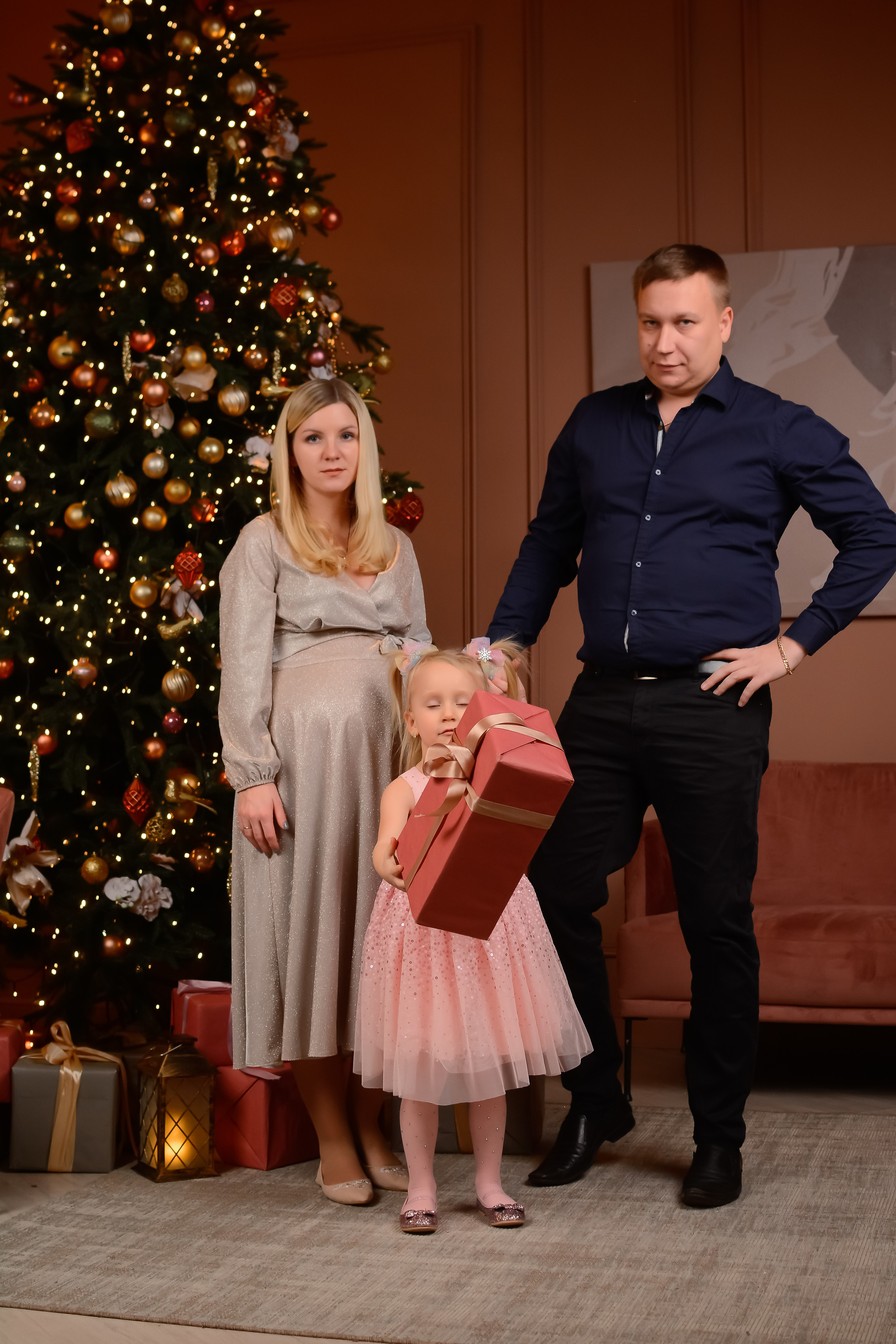 Новогодняя фотосессия 25.12.2021. Семейный фотограф