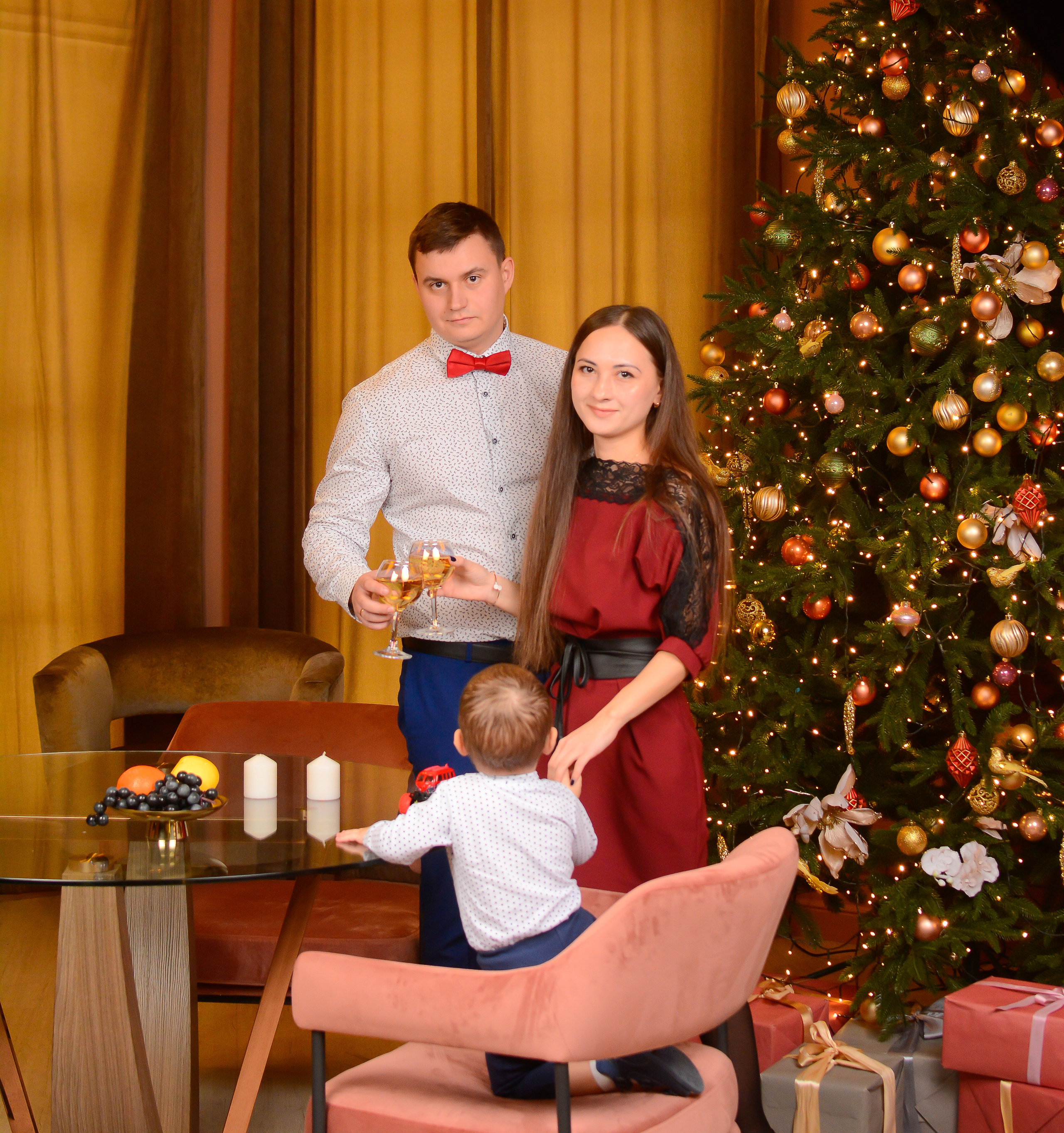 Новогодняя фотосессия 25.12.2021. Семейный фотограф