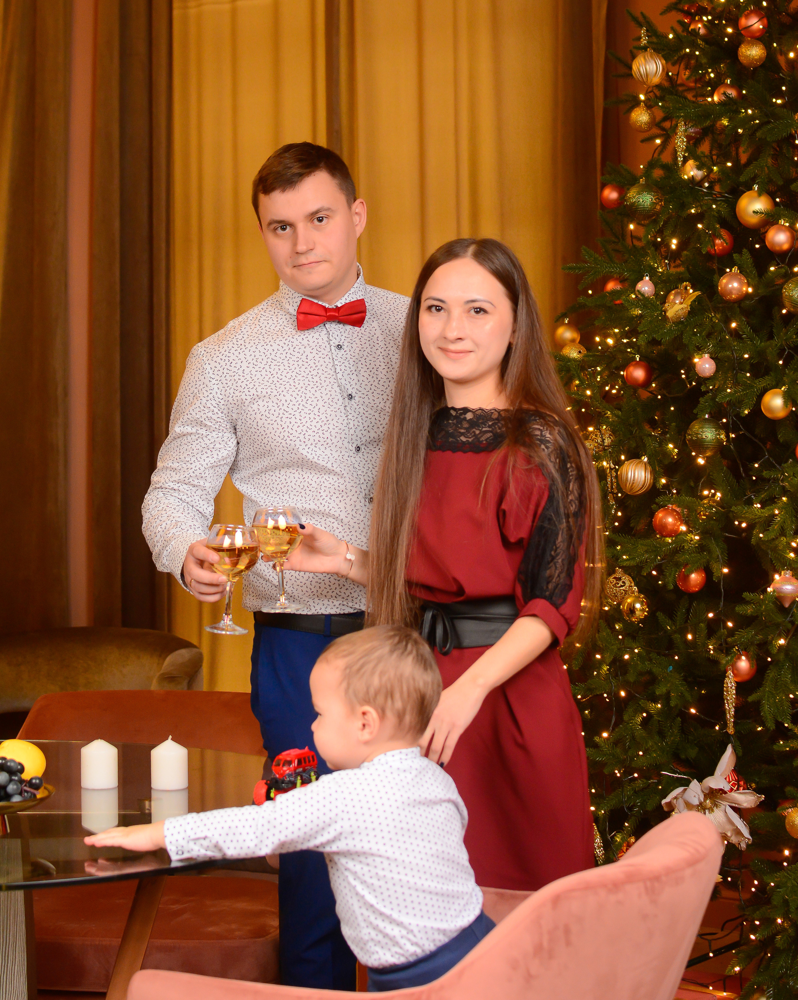 Новогодняя фотосессия 25.12.2021. Семейный фотограф