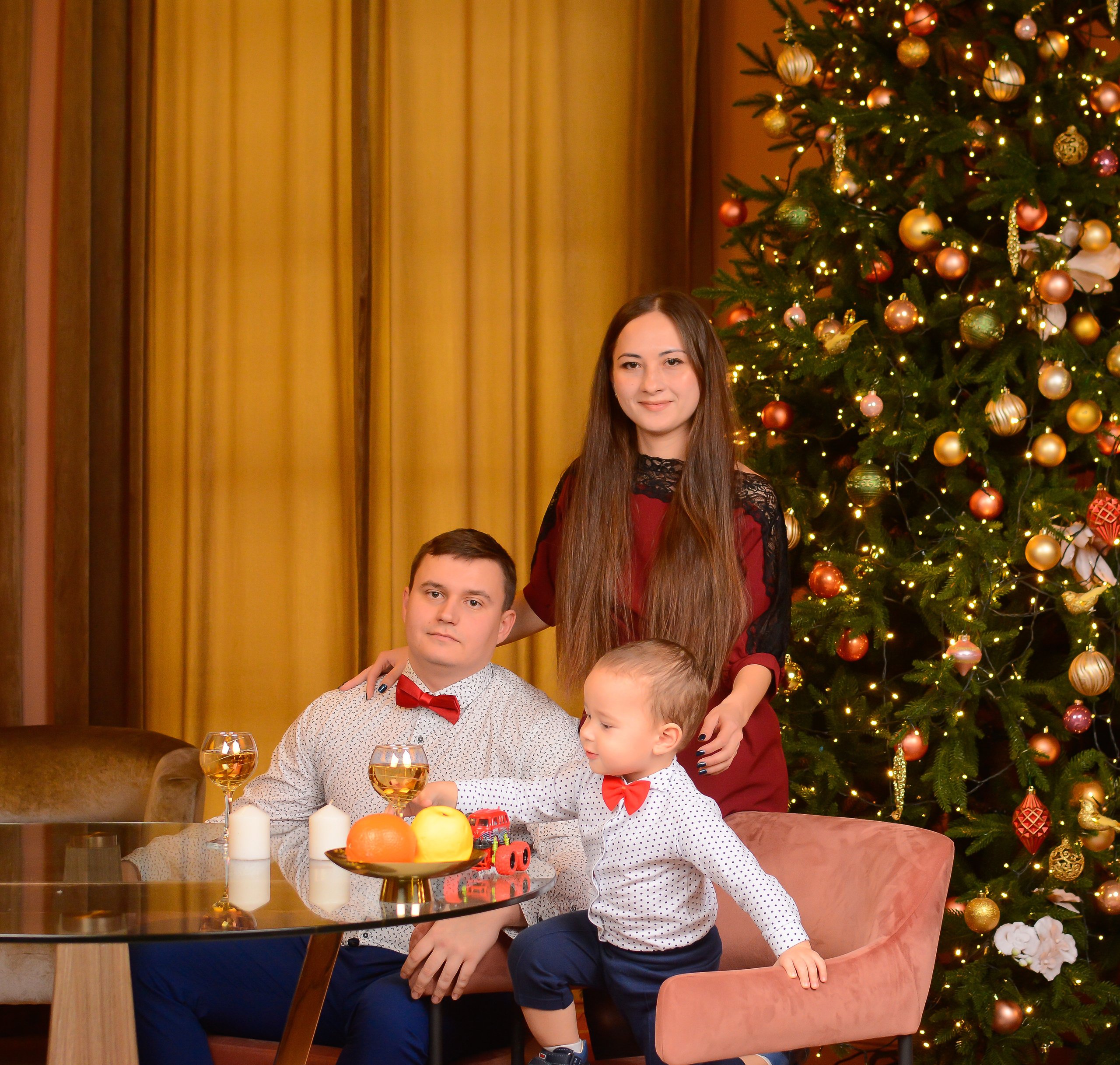 Новогодняя фотосессия 25.12.2021. Семейный фотограф