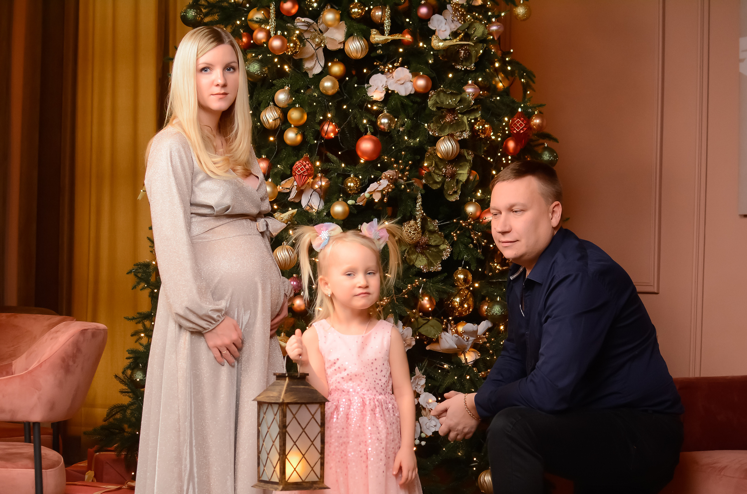 Новогодняя фотосессия 25.12.2021. Семейный фотограф