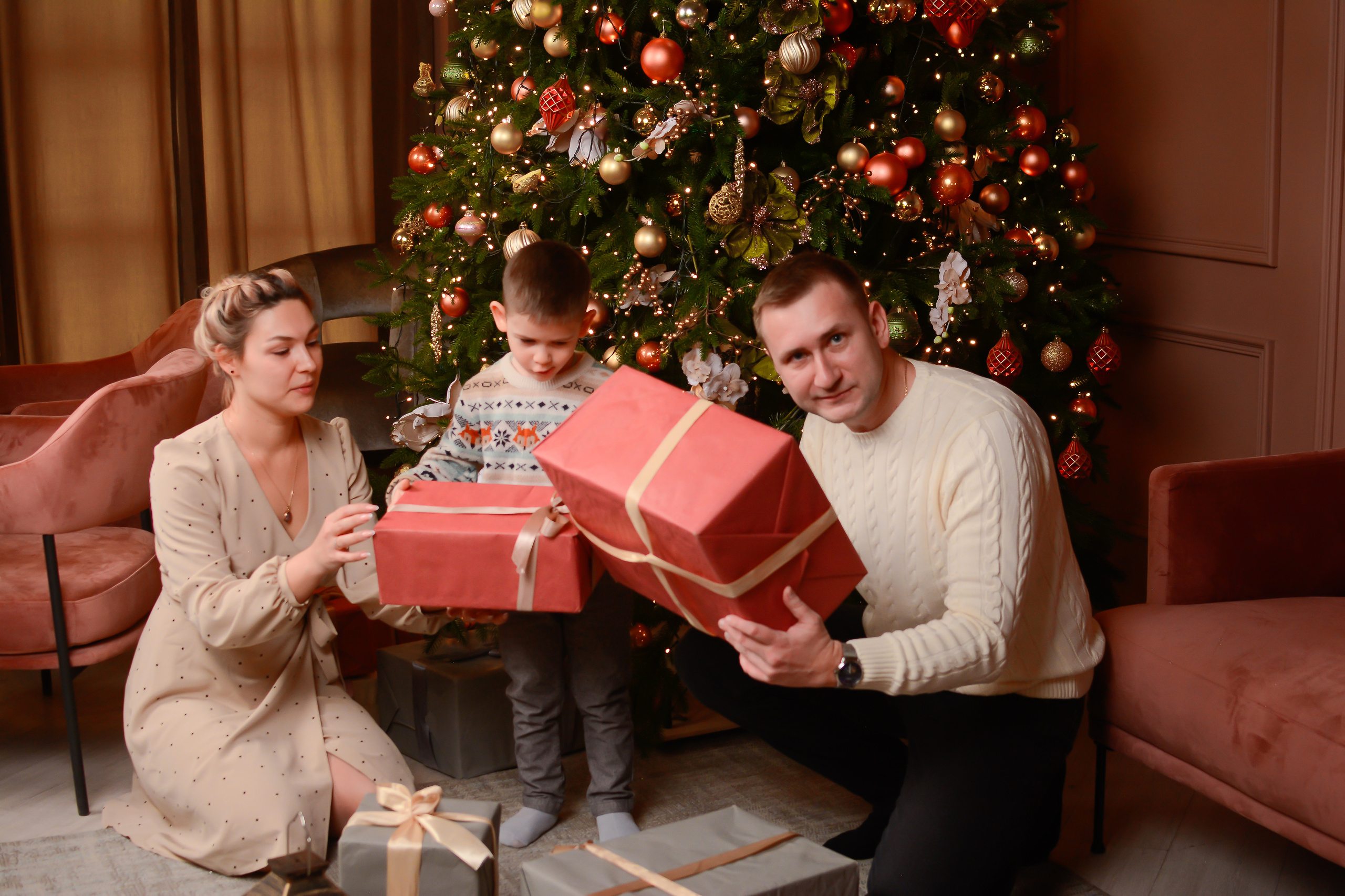 Новогодняя фотосессия 25.12.2021. Семейный фотограф