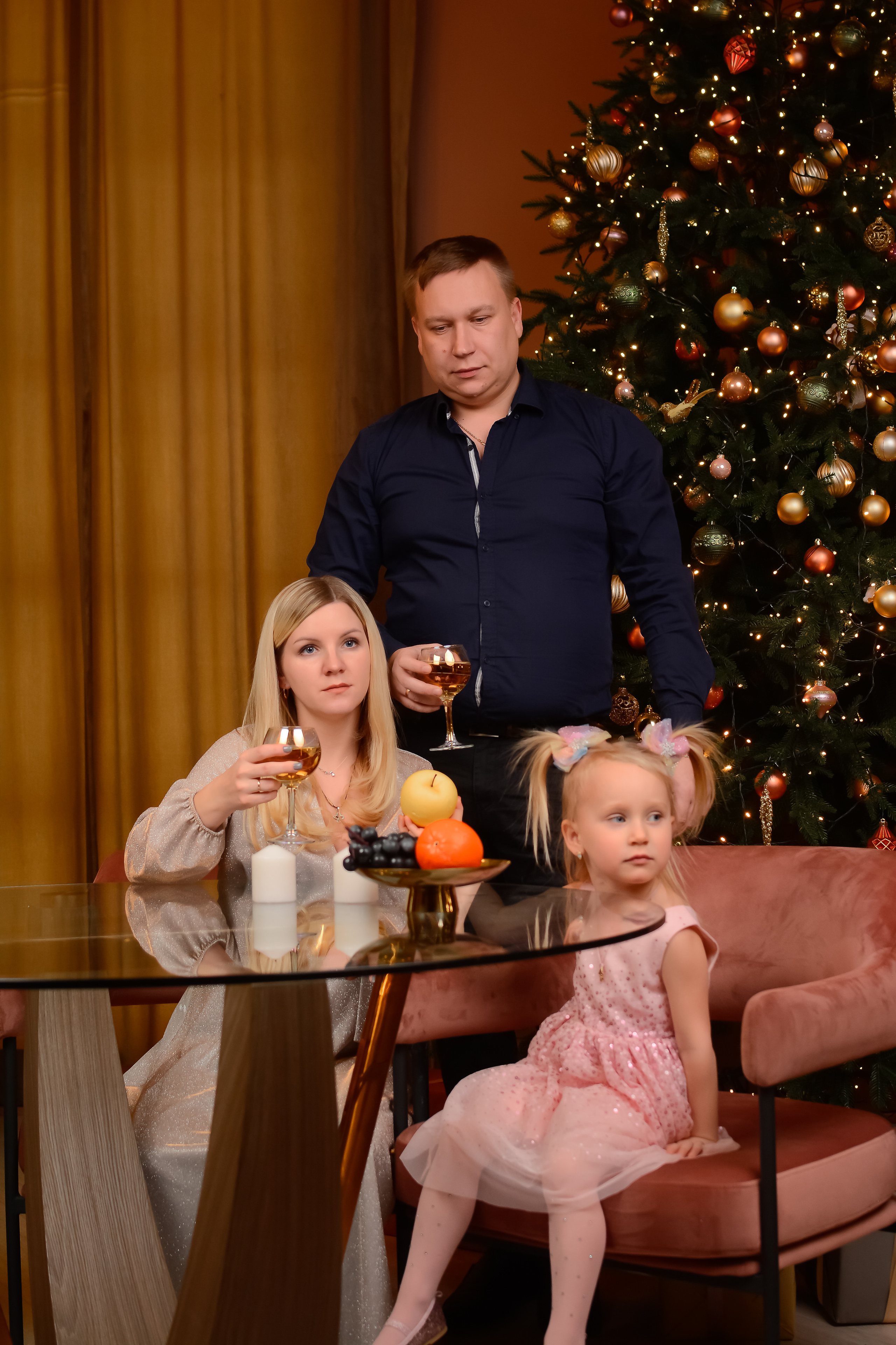 Новогодняя фотосессия 25.12.2021. Семейный фотограф