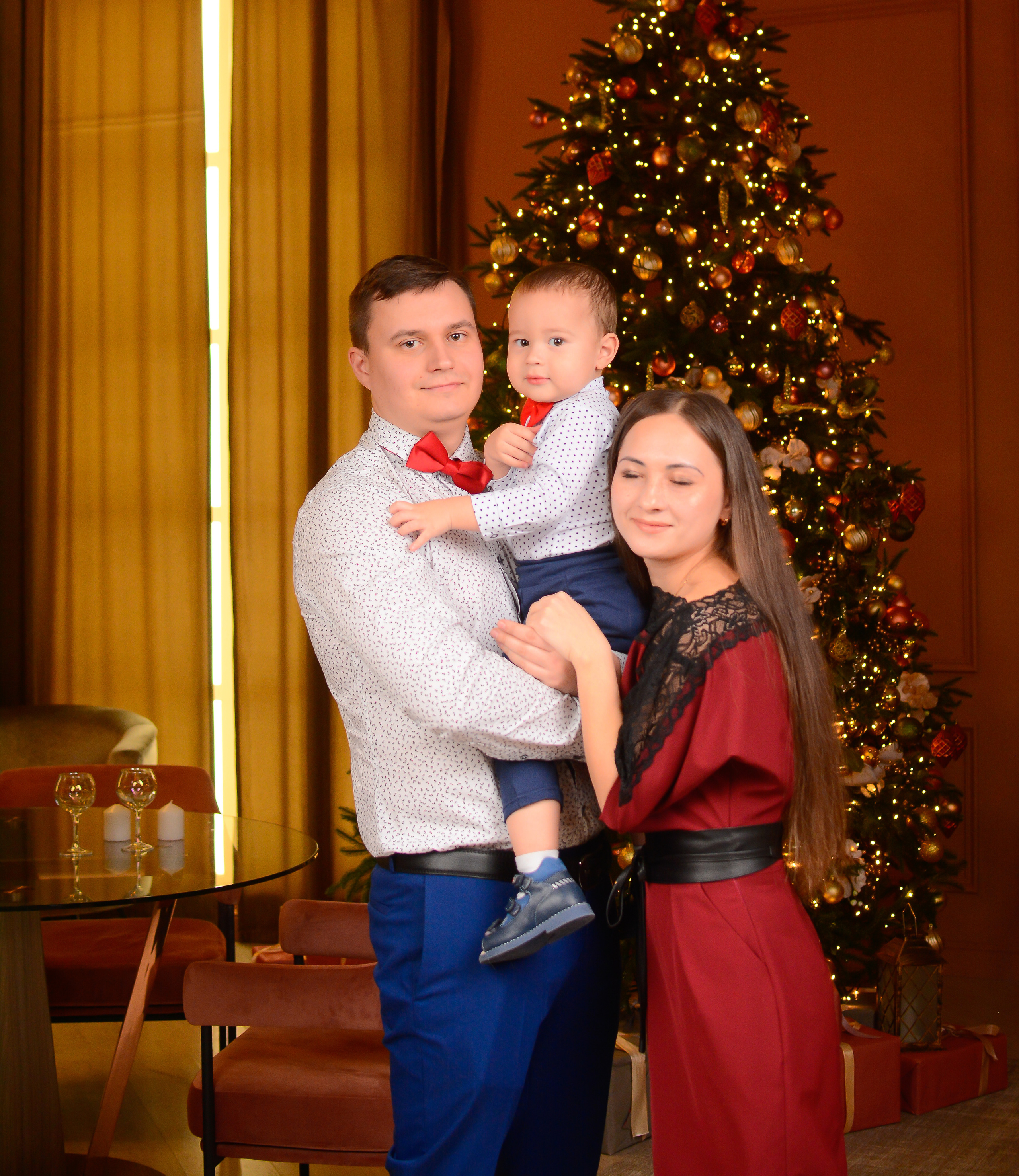 Новогодняя фотосессия 25.12.2021. Семейный фотограф