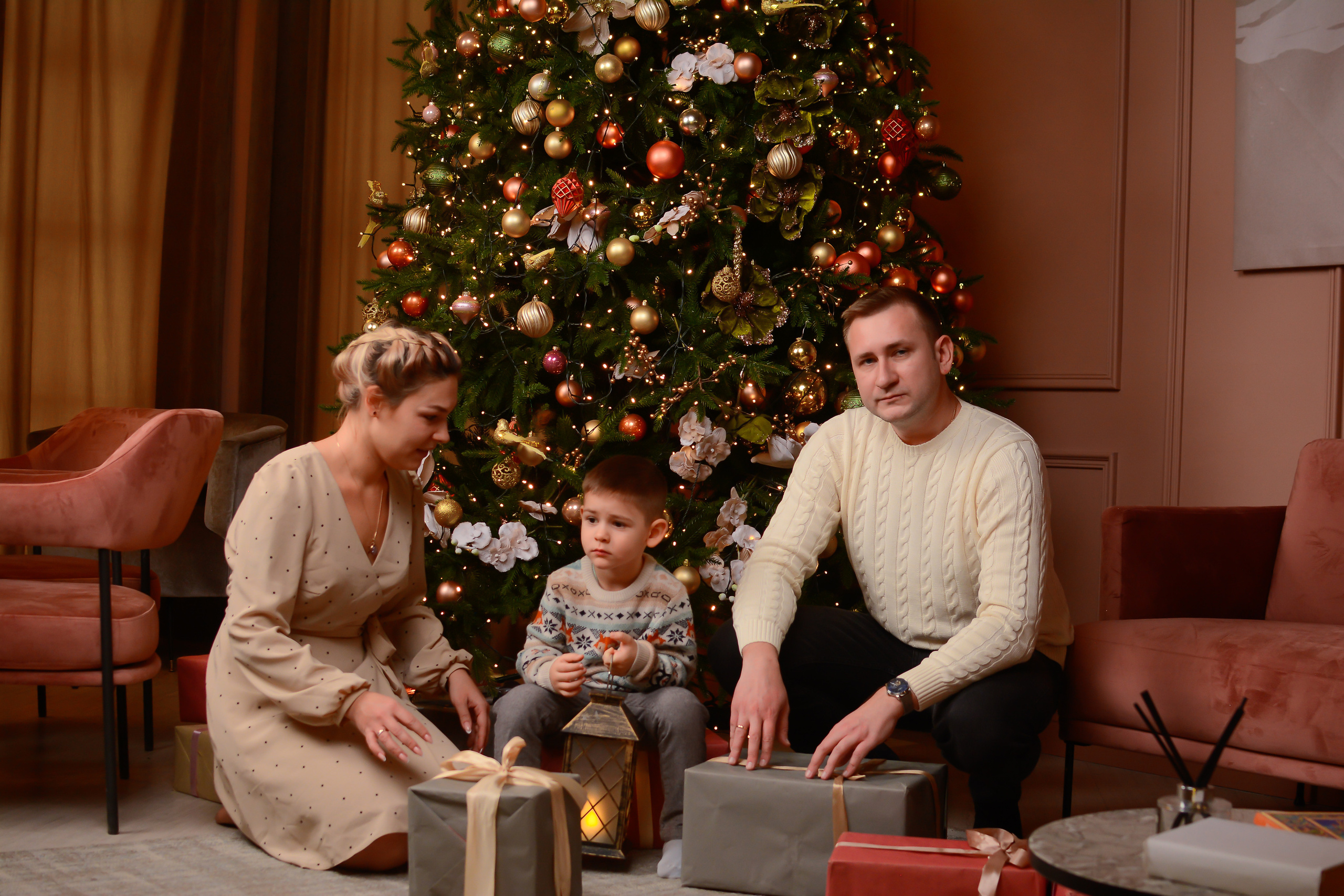 Новогодняя фотосессия 25.12.2021. Семейный фотограф