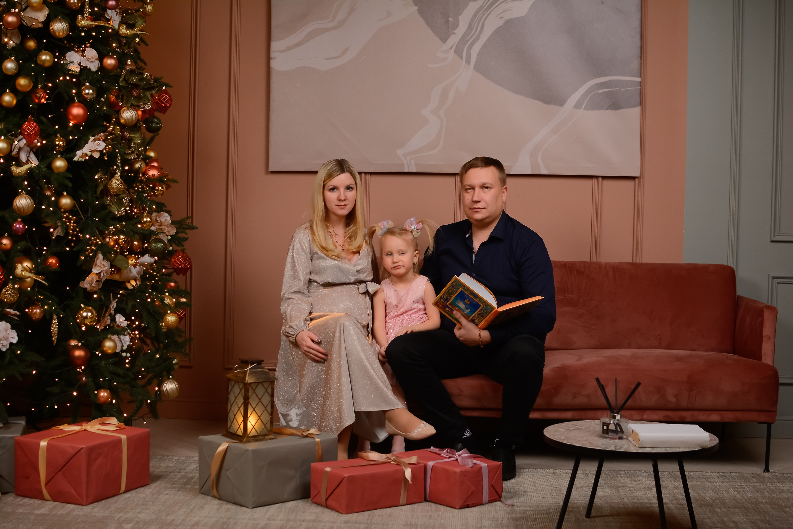 Новогодняя фотосессия 25.12.2021. Семейный фотограф