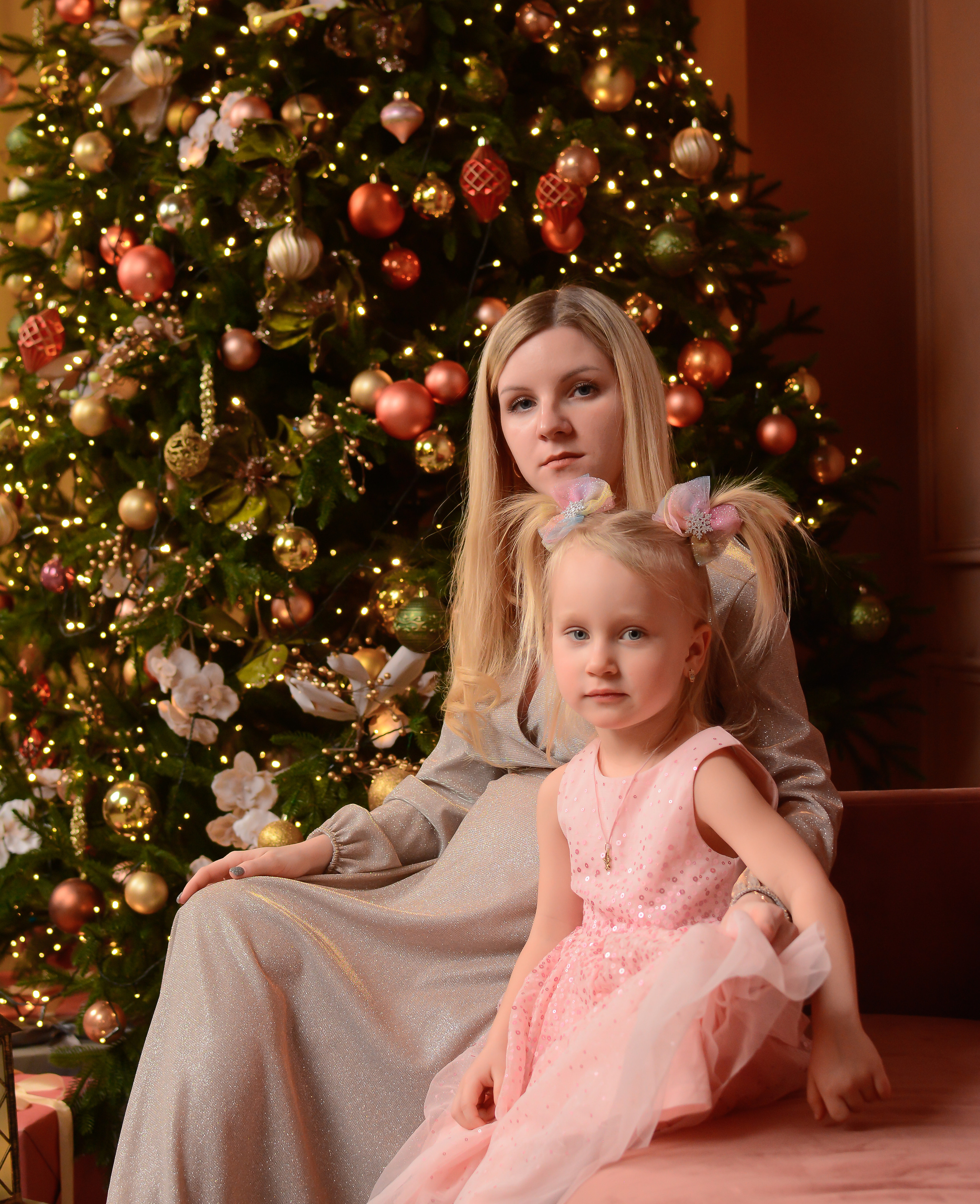 Новогодняя фотосессия 25.12.2021. Семейный фотограф