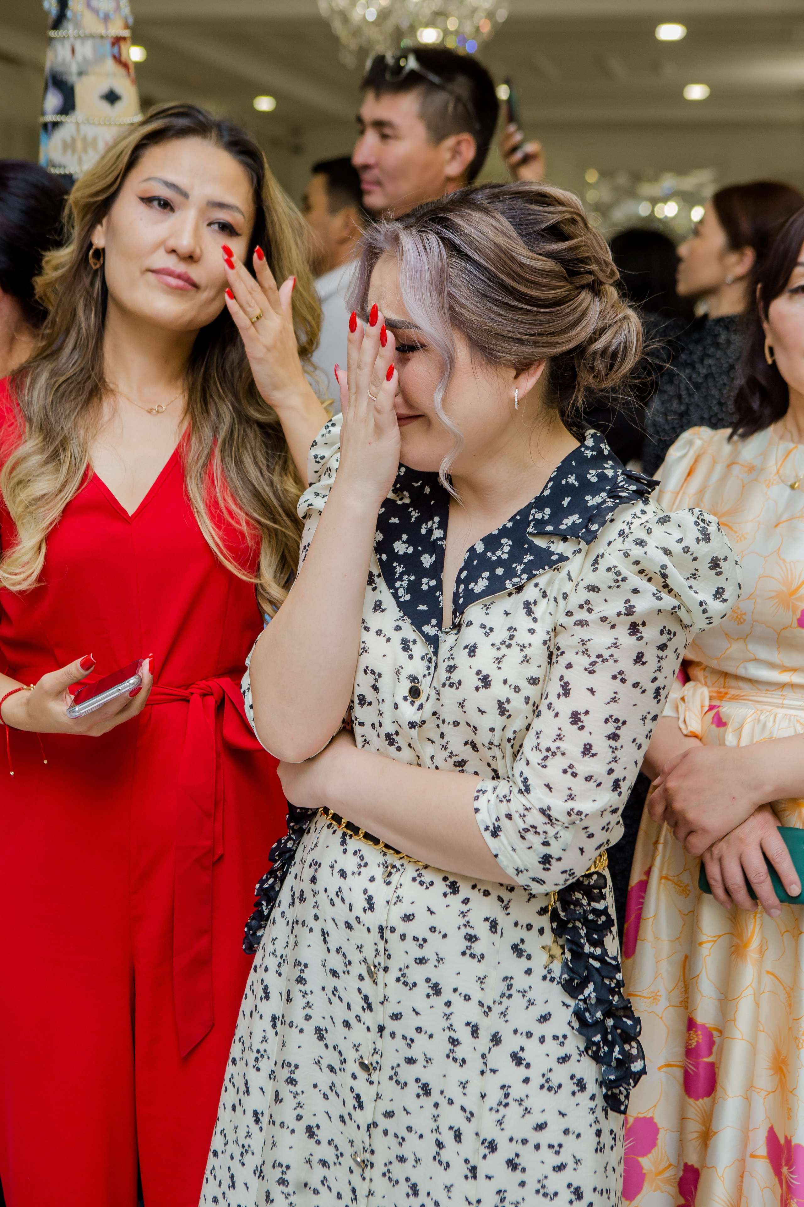 QYZ UZATU ZHADYRA. Свадебный и репортажный фотограф в Астане T.Yertay «Nomad media»