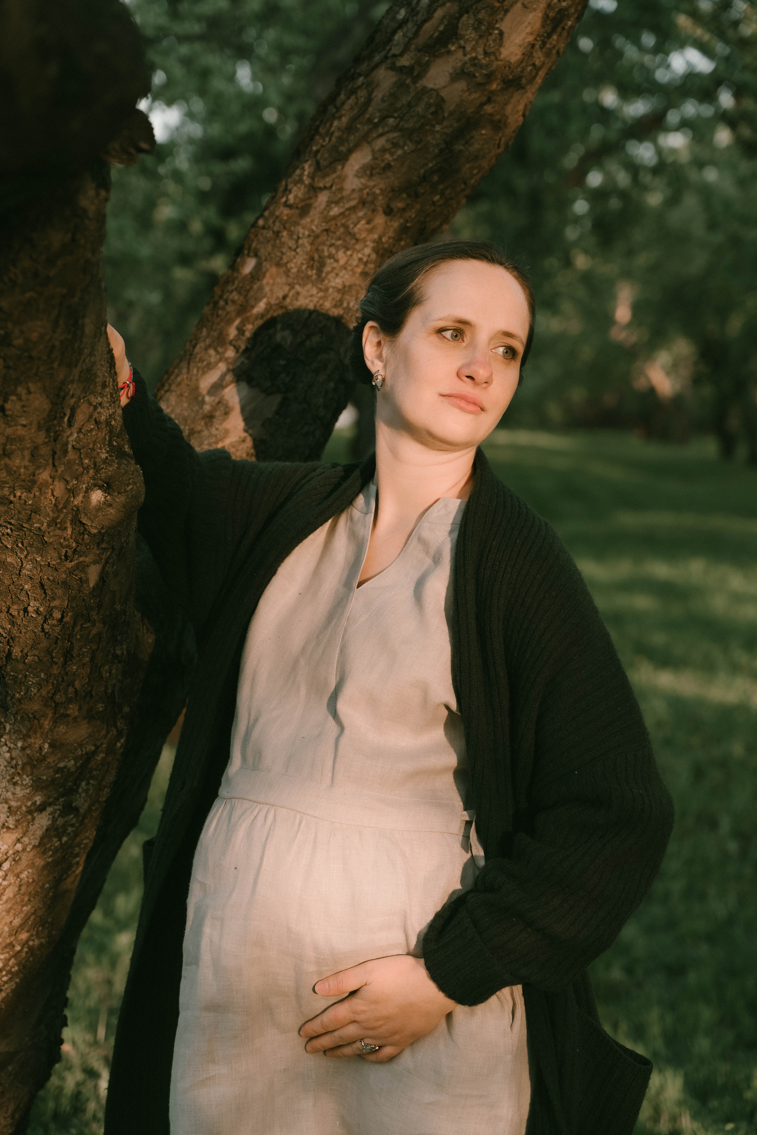 Прогулка в парке. Фотографы на роды в Москве. Фото и видео родов. Фотопроект «Продолжение рода»