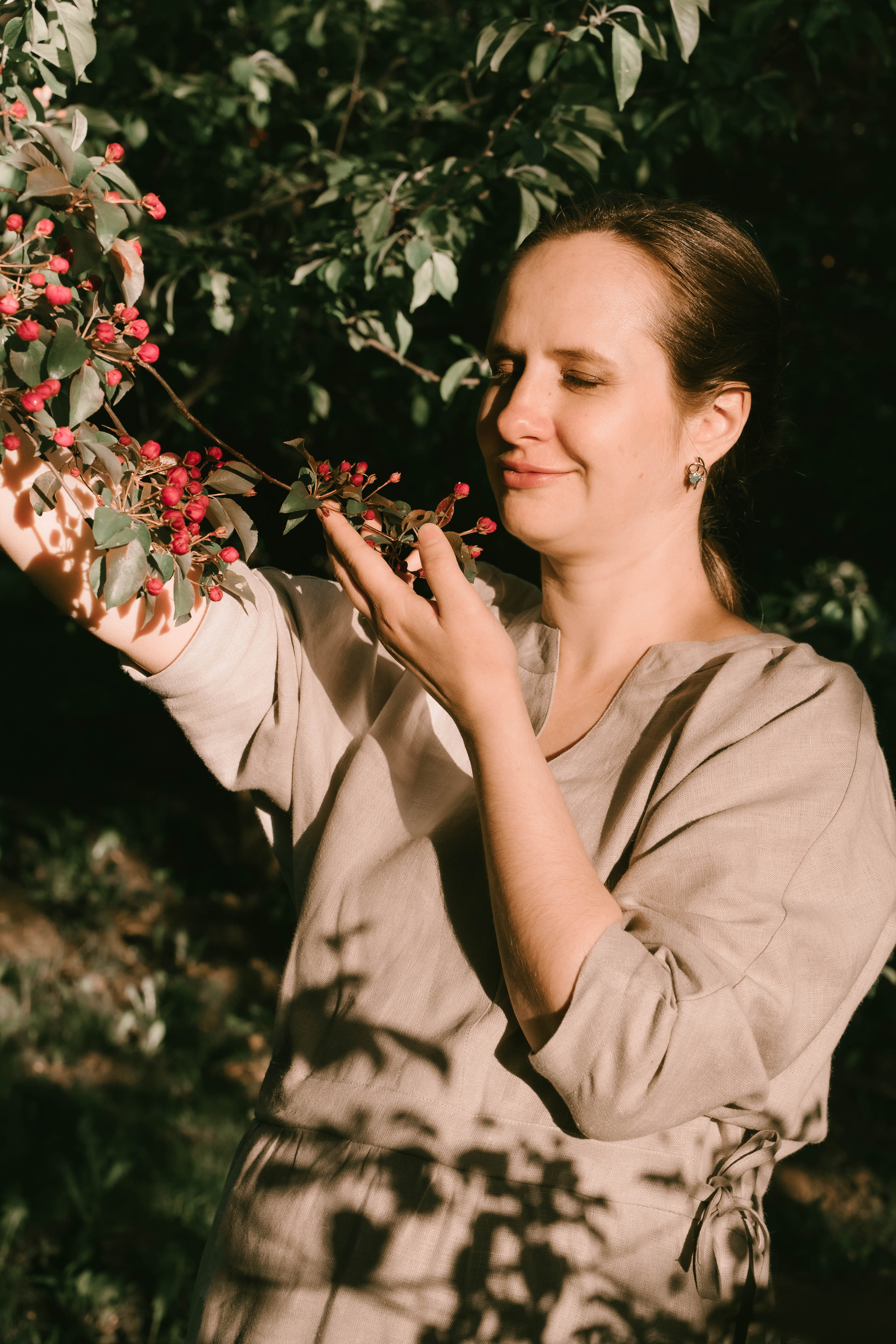 Прогулка в парке. Фотографы на роды в Москве. Фото и видео родов. Фотопроект «Продолжение рода»