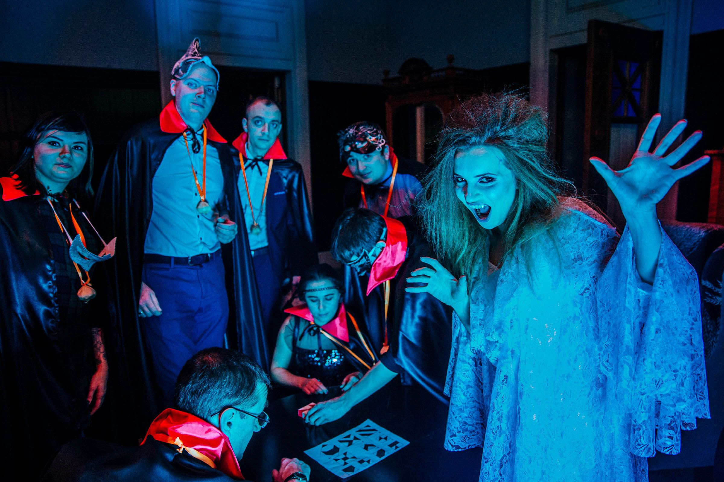 Ночь вампиров в замке Бип. Свадебный и Семейный фотограф в Санкт-Петербурге и Москве Иона Дидишвили