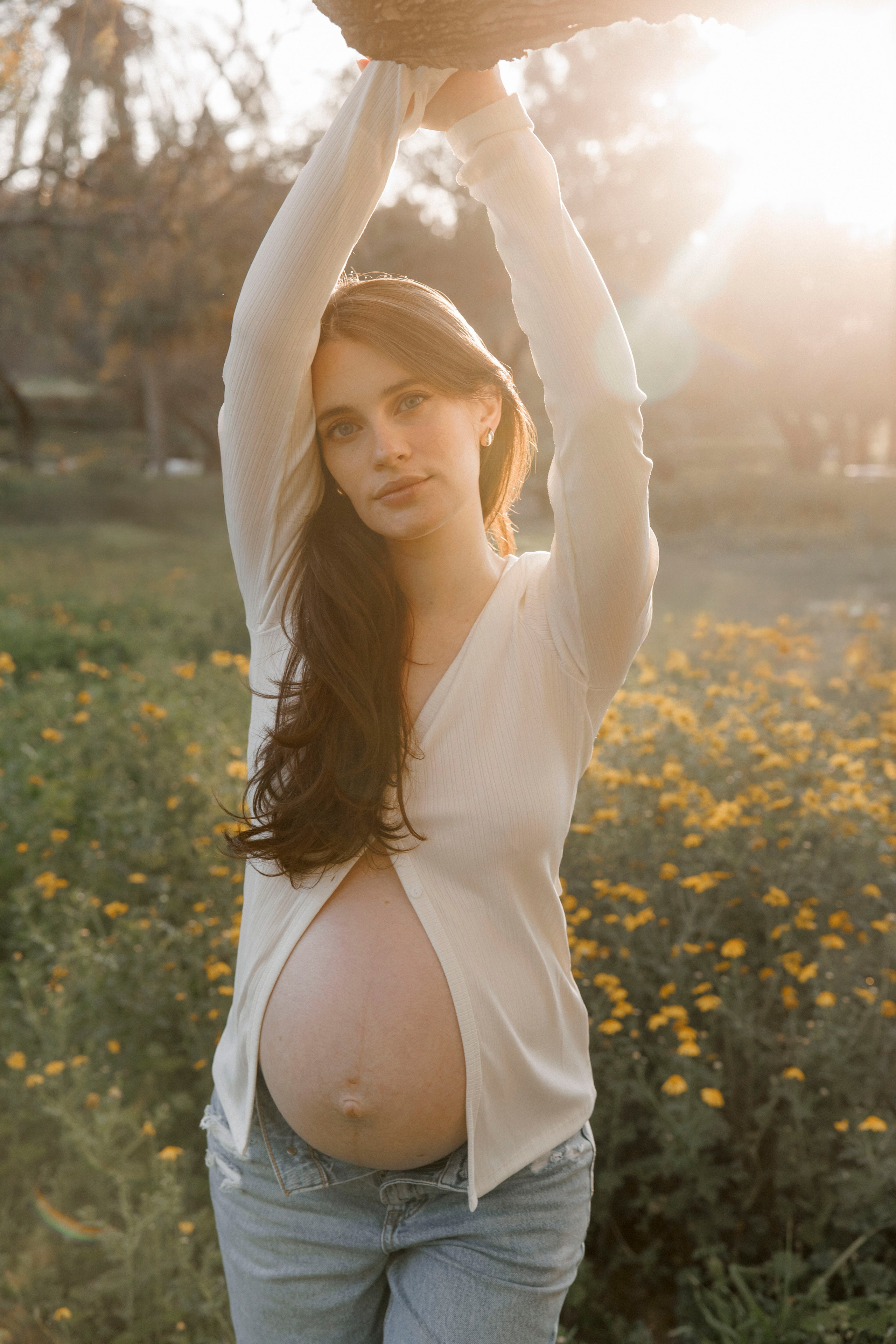 Pregnancy photoshoot (home/park/beach). Главная