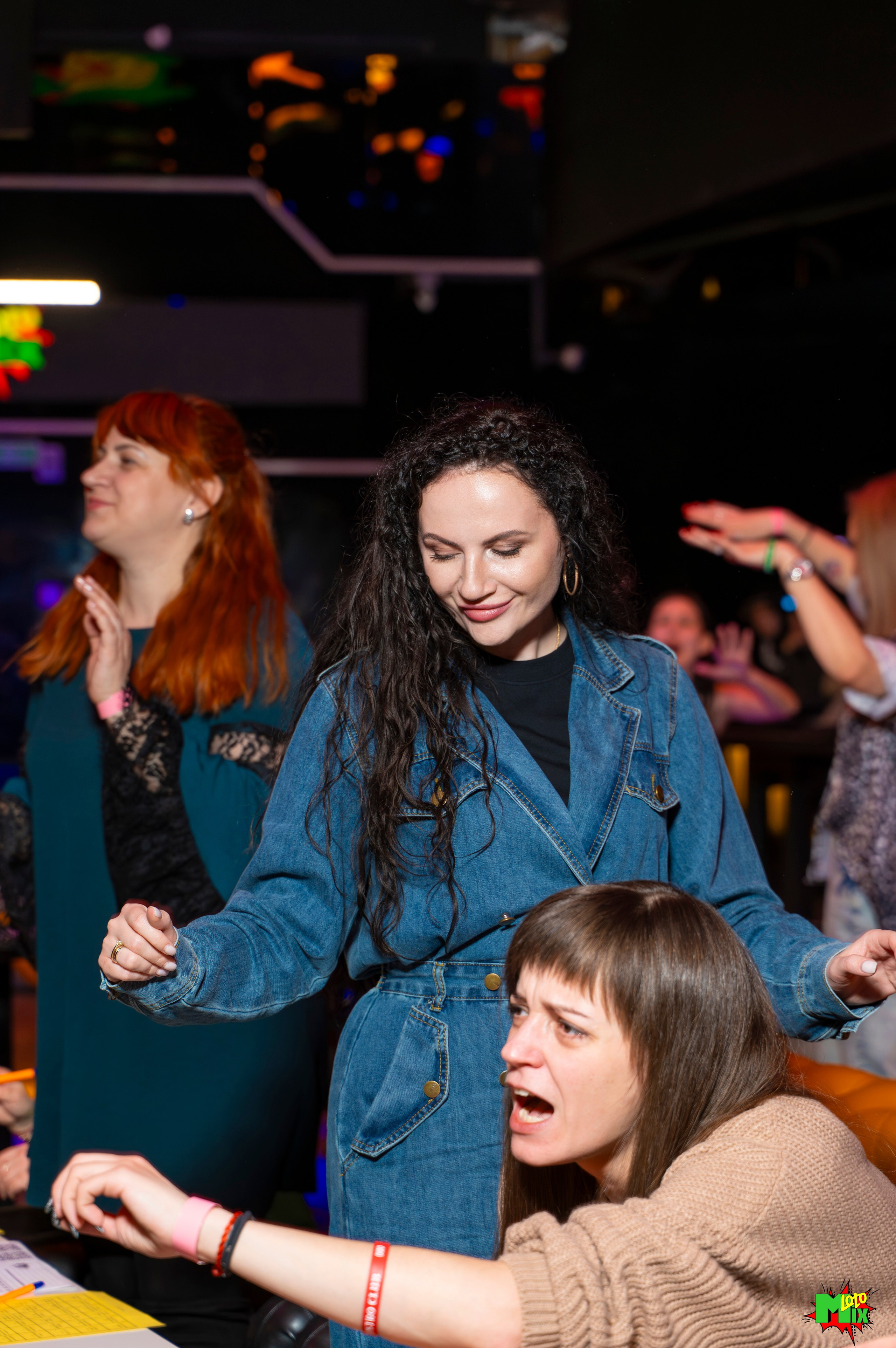 фотоотчет mixloto 13 февраля 2026 год, фотоотчет, репортажный фотограф, съемка мероприятия, фотограф Минск, репортаж Минск, фотограф Ольга Шаповалова. съемка на праздник, съемка день рождения. съемка юбилея, фотограф Беларусь 