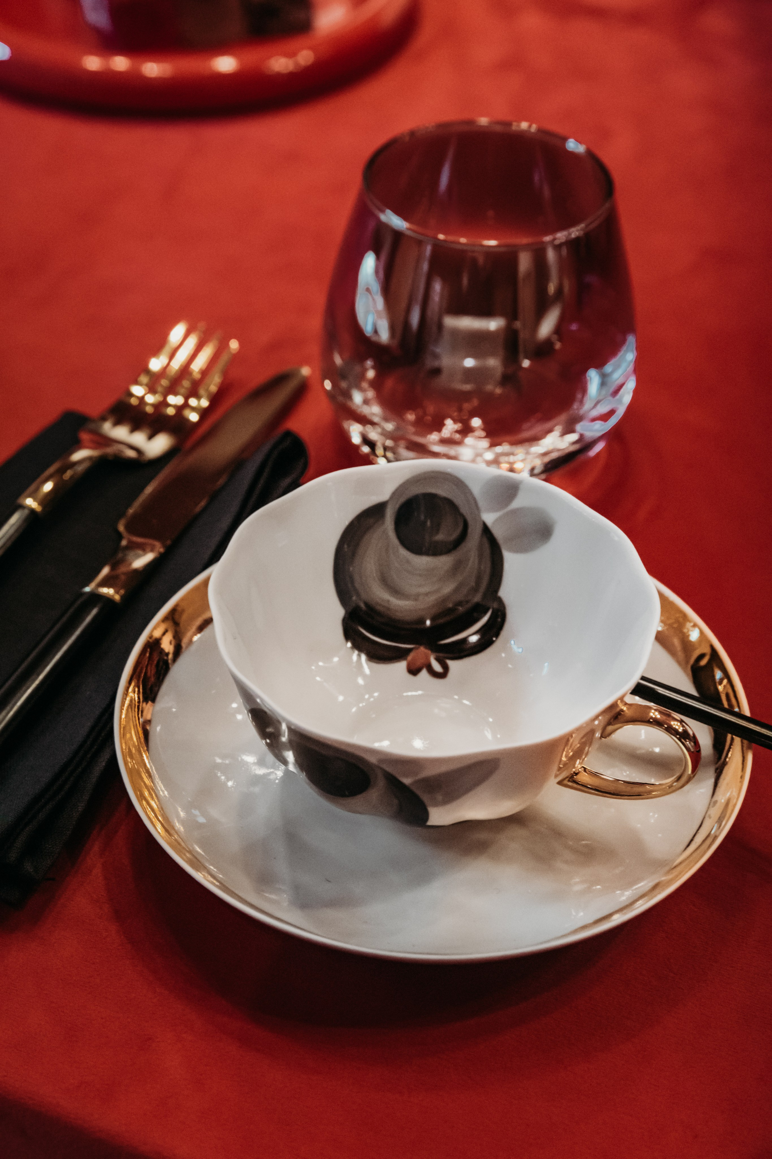 Родные люди «История парфюмерии». Леся Гаранина. Семейный фотограф/видеограф Москва и область