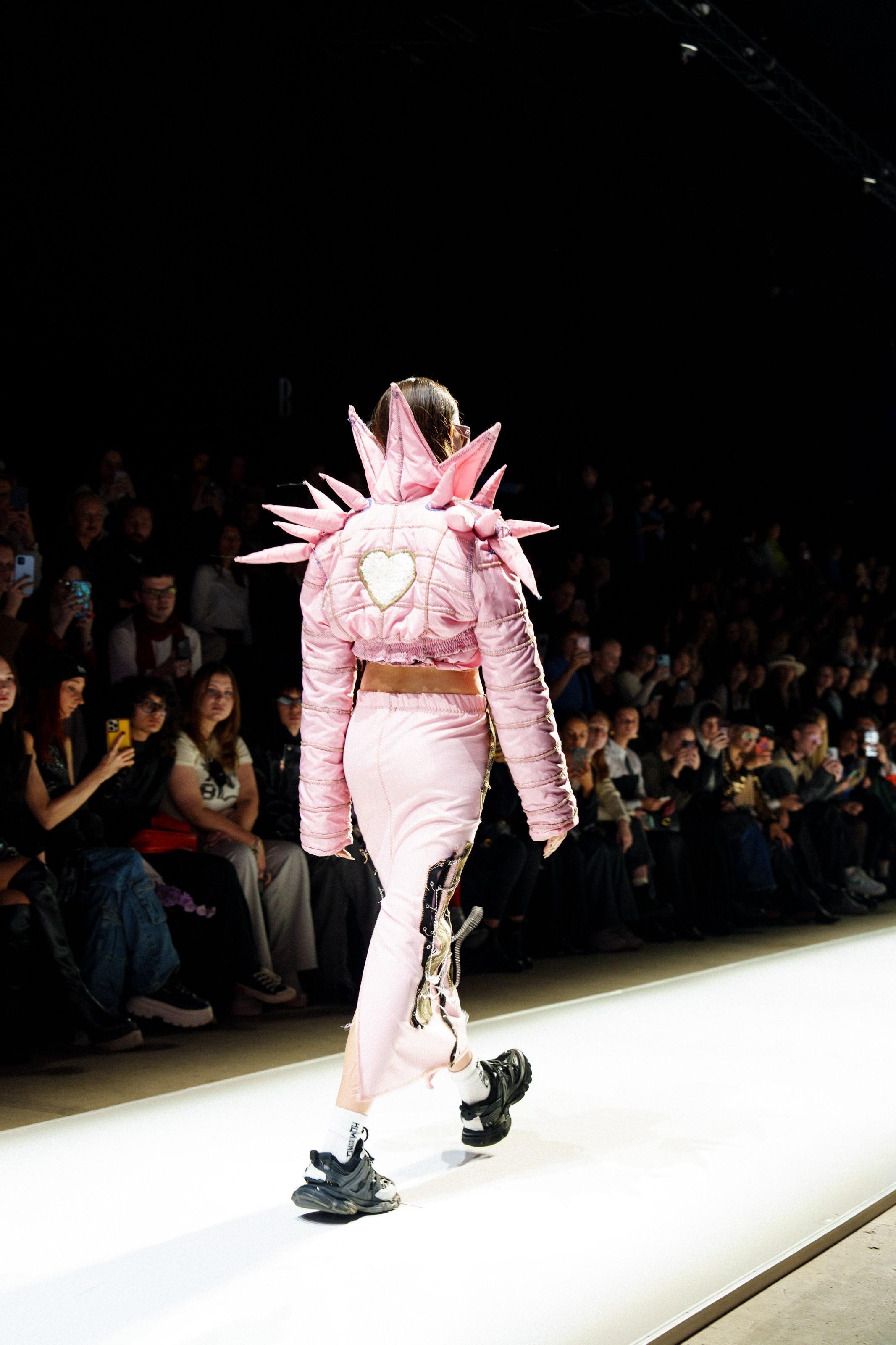 Moscow Fashion Week 2024 осень. Фотограф Николай Прокофьев модельные тесты в Москве