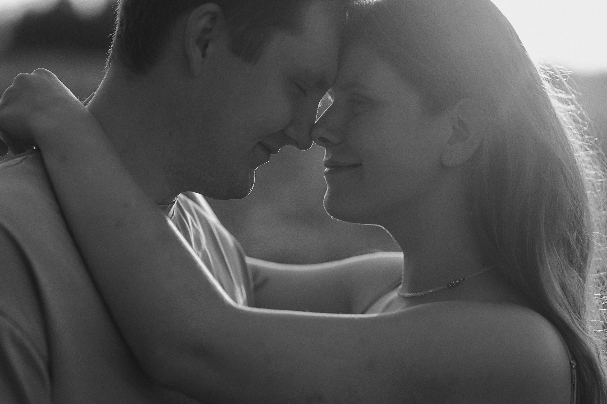 Закатное поле семейная. Семейный фотограф Тюмень, фотограф на роды Салмина Мария