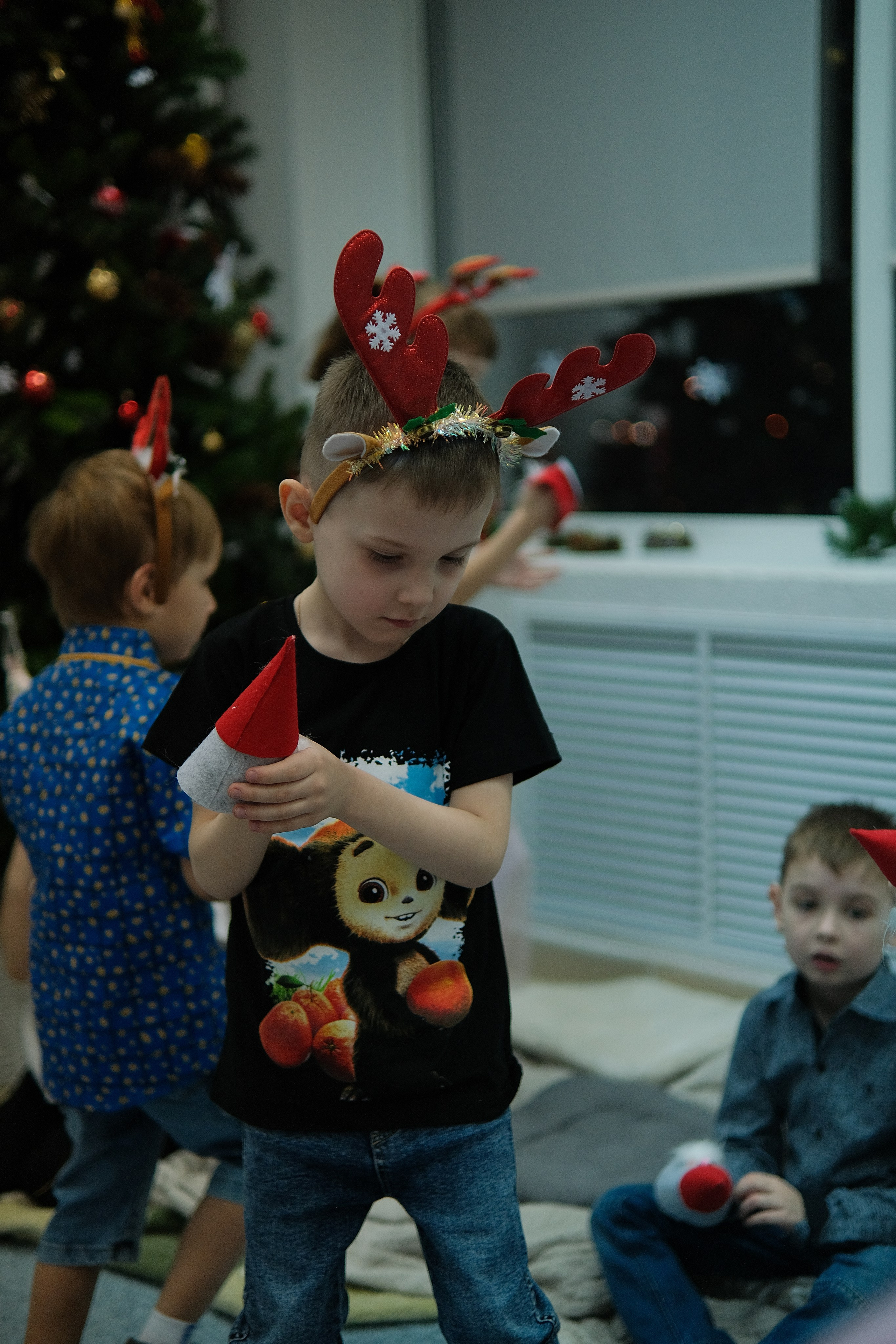 Мир знаний (Новогодний утренник). Serg_film