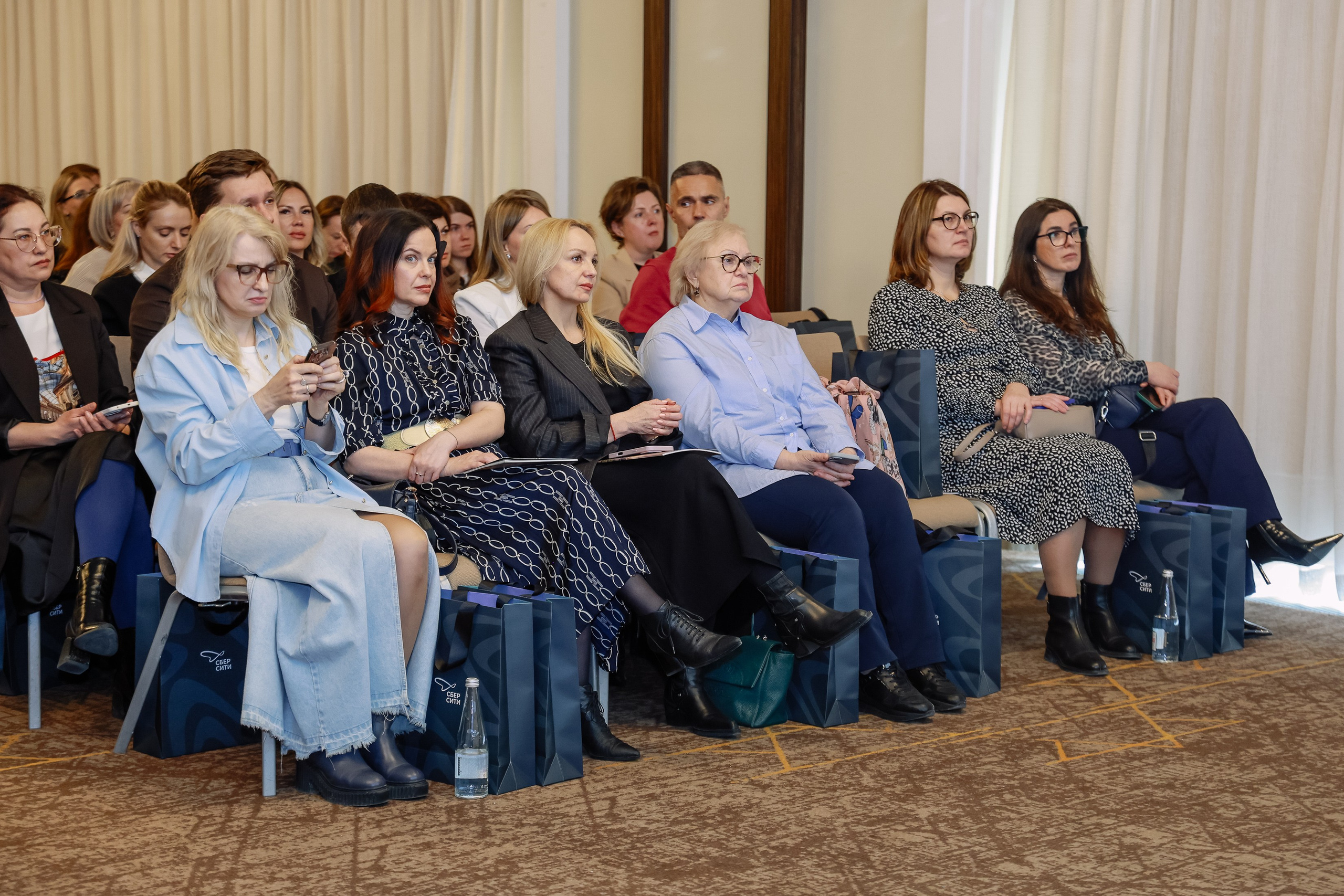 Презентация СБЕР СИТИ. Фотограф Юлия Мальцева