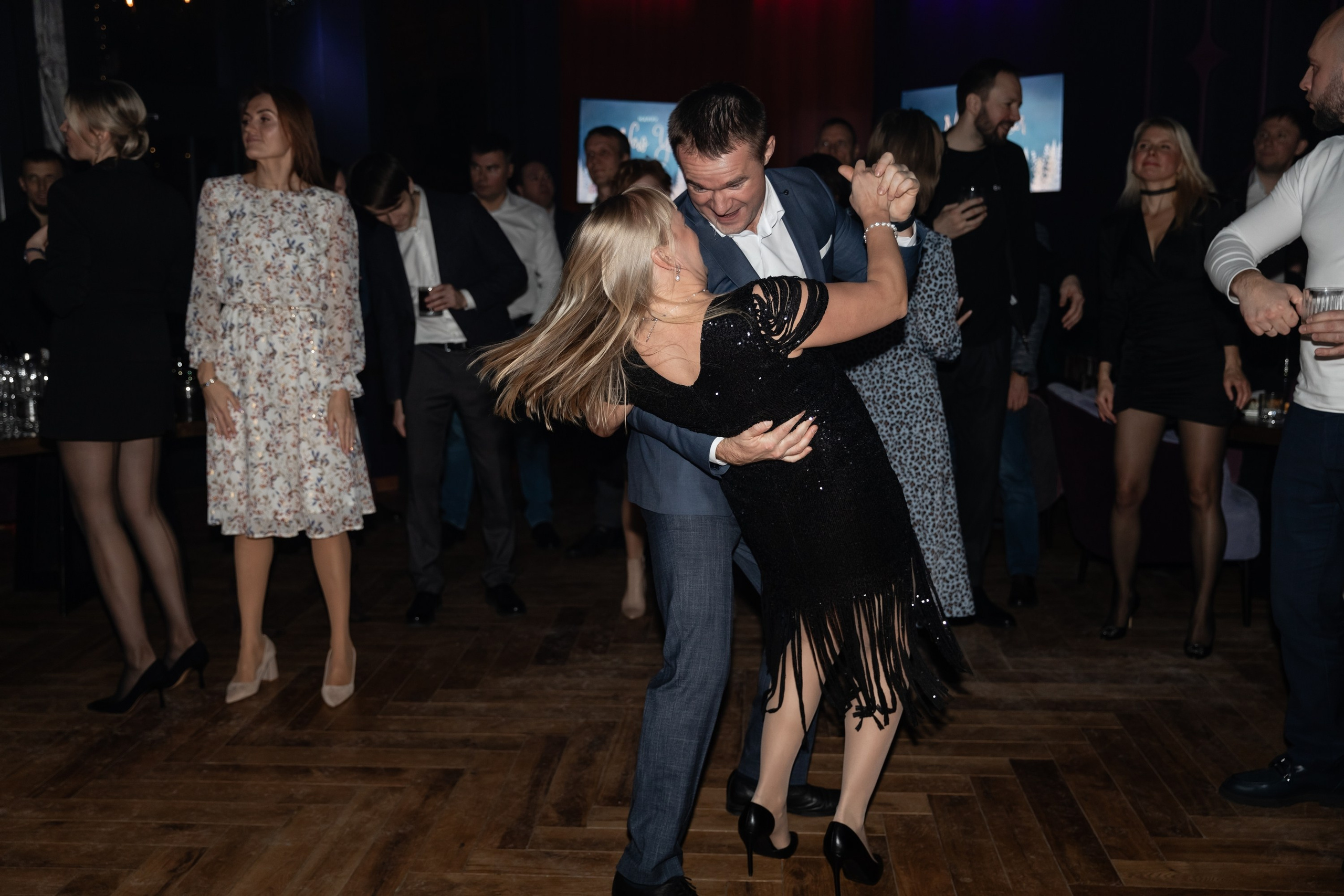 Новогодний корпоратив (Караоке клуб Who is who). Татьяна Чернышова свадебный фотограф Москва