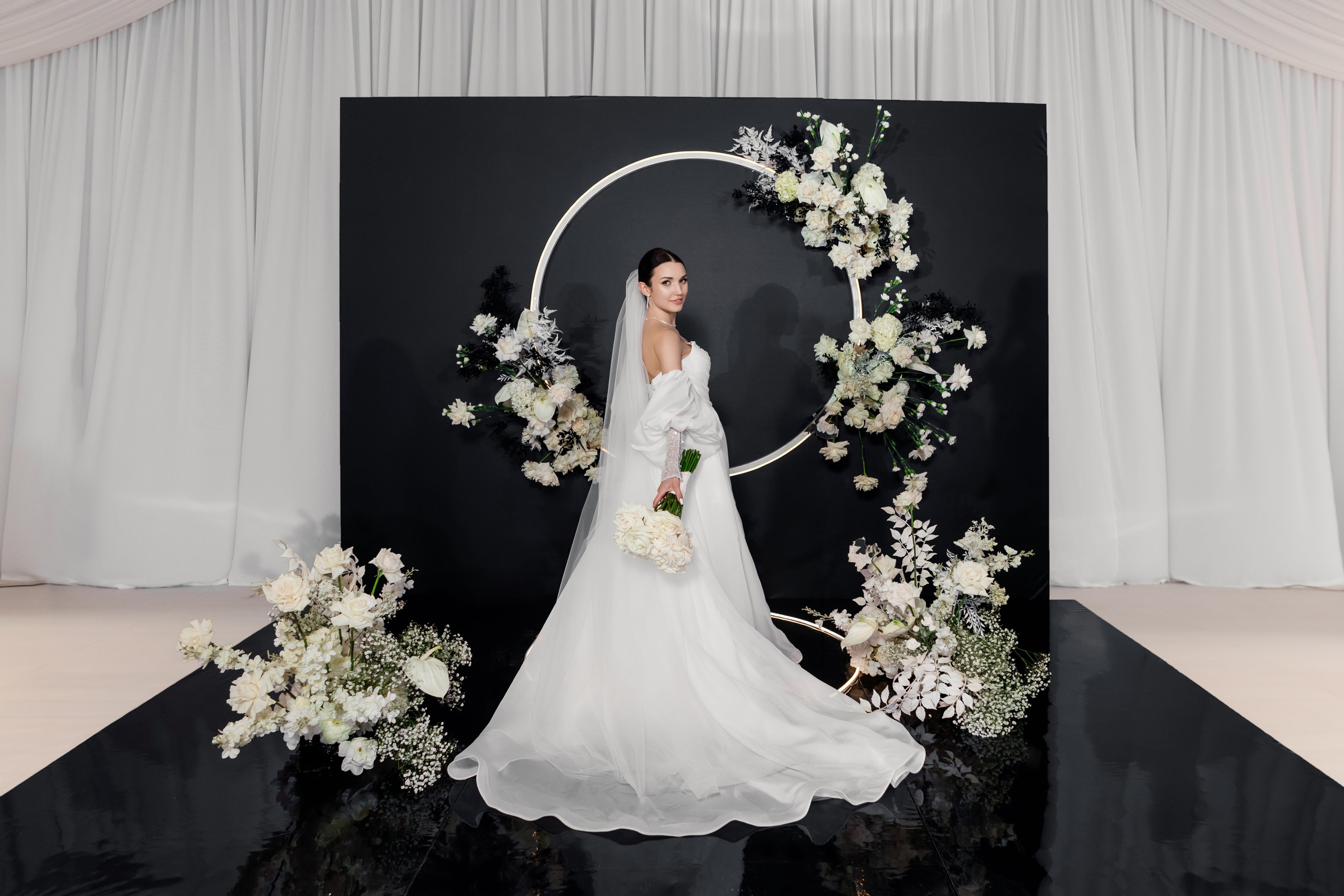 Сергей и Ира — Анонс свадьбы. Свадебный фотограф, фотосъемка в Крыму, Севастополе, Симферополе, Ялте