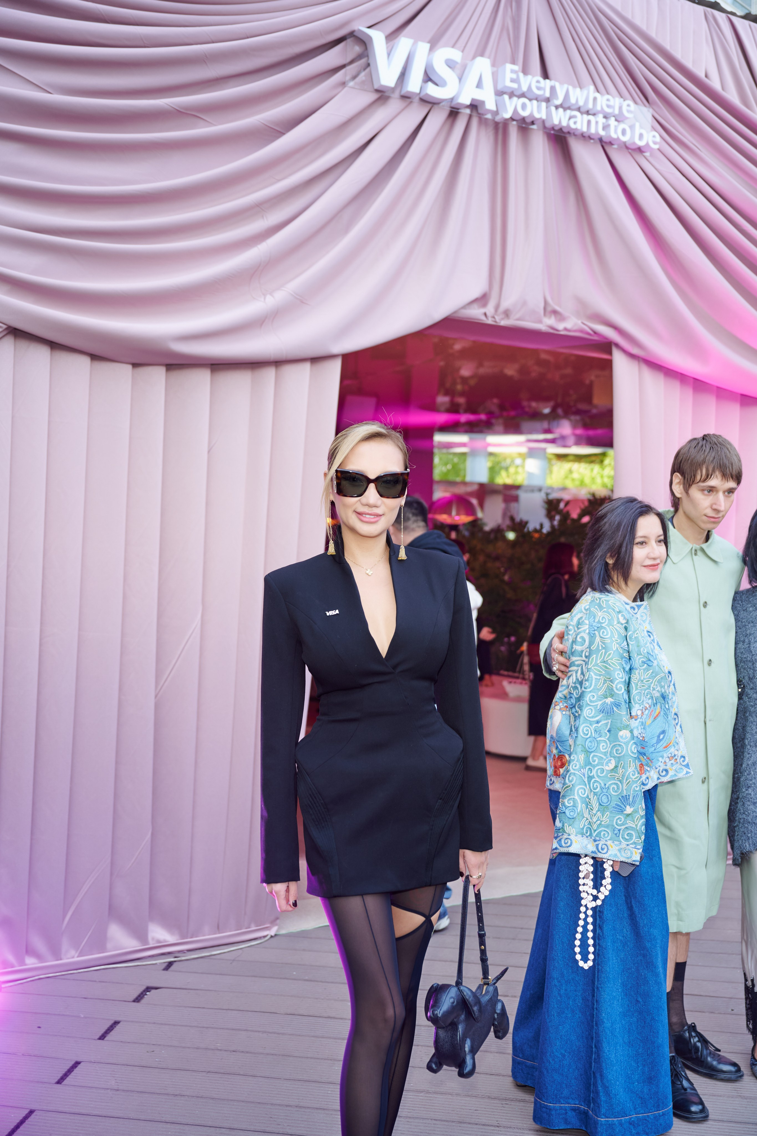 Public Talk. Nadi Valiyeva | Fashion & Art Photographer