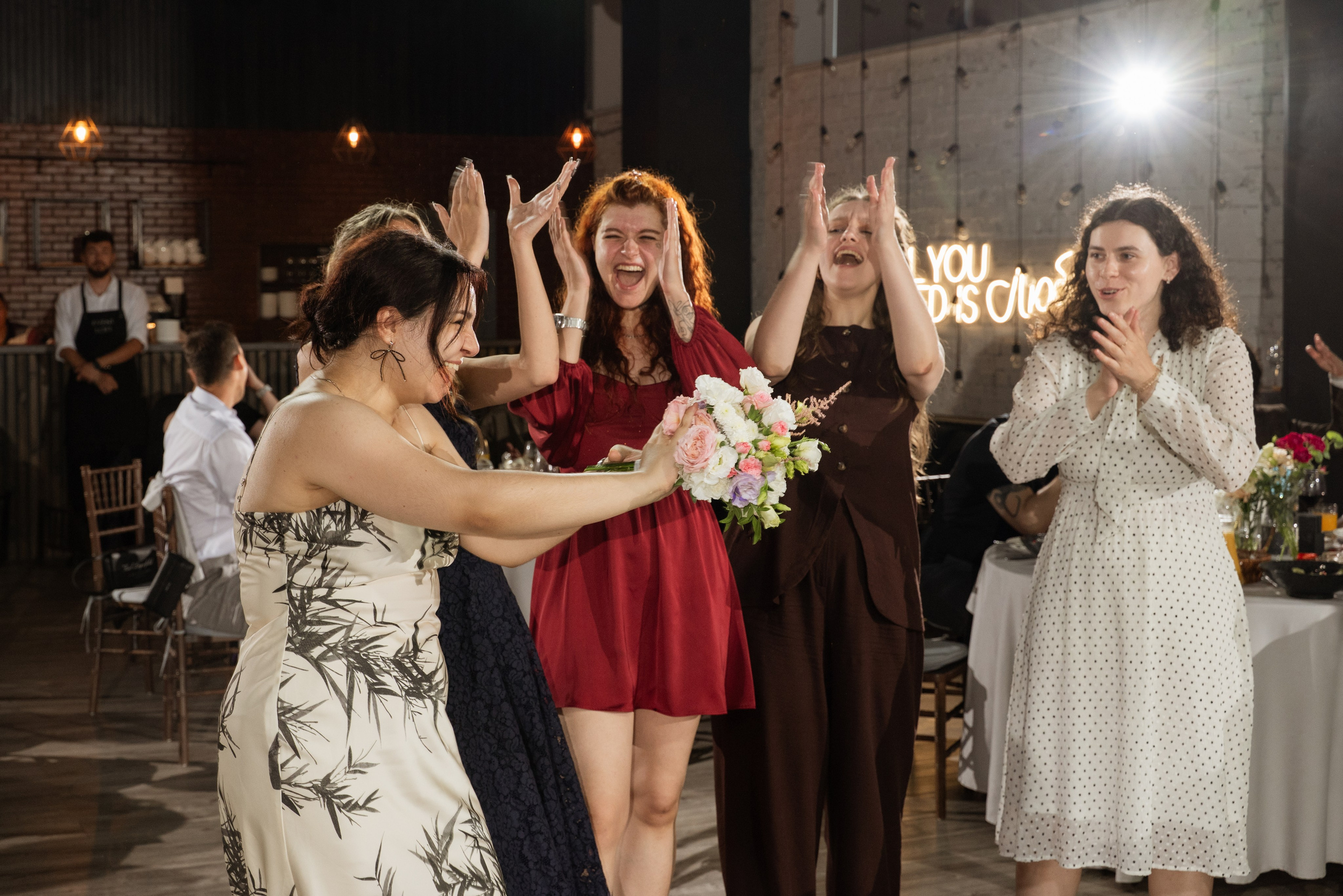 Пётр и Ирина|01.08.25. Свадебный фотограф в Санкт-Петербурге Владислава Тюльпина