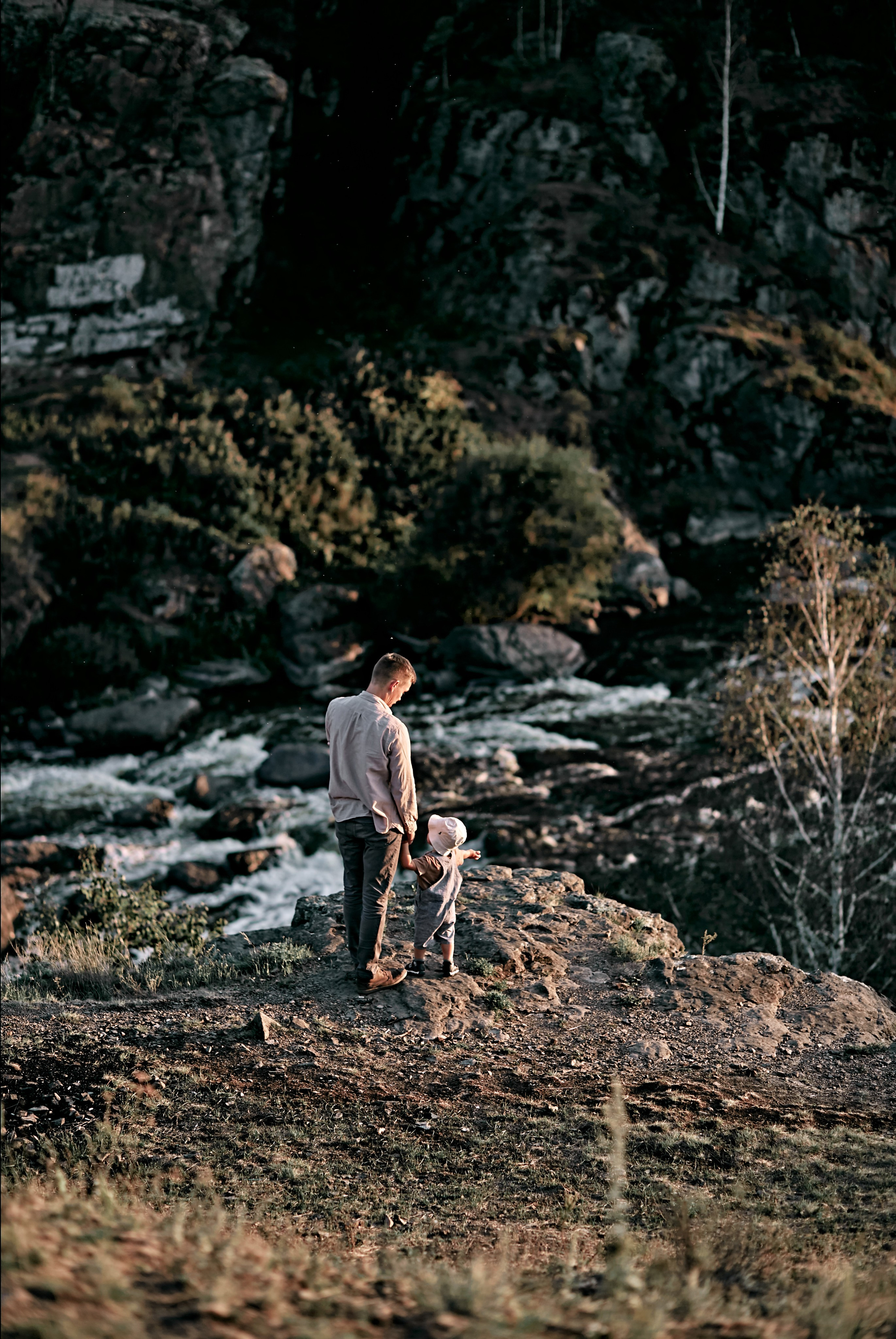 Катя с семьей. Порог Ревун. Главная