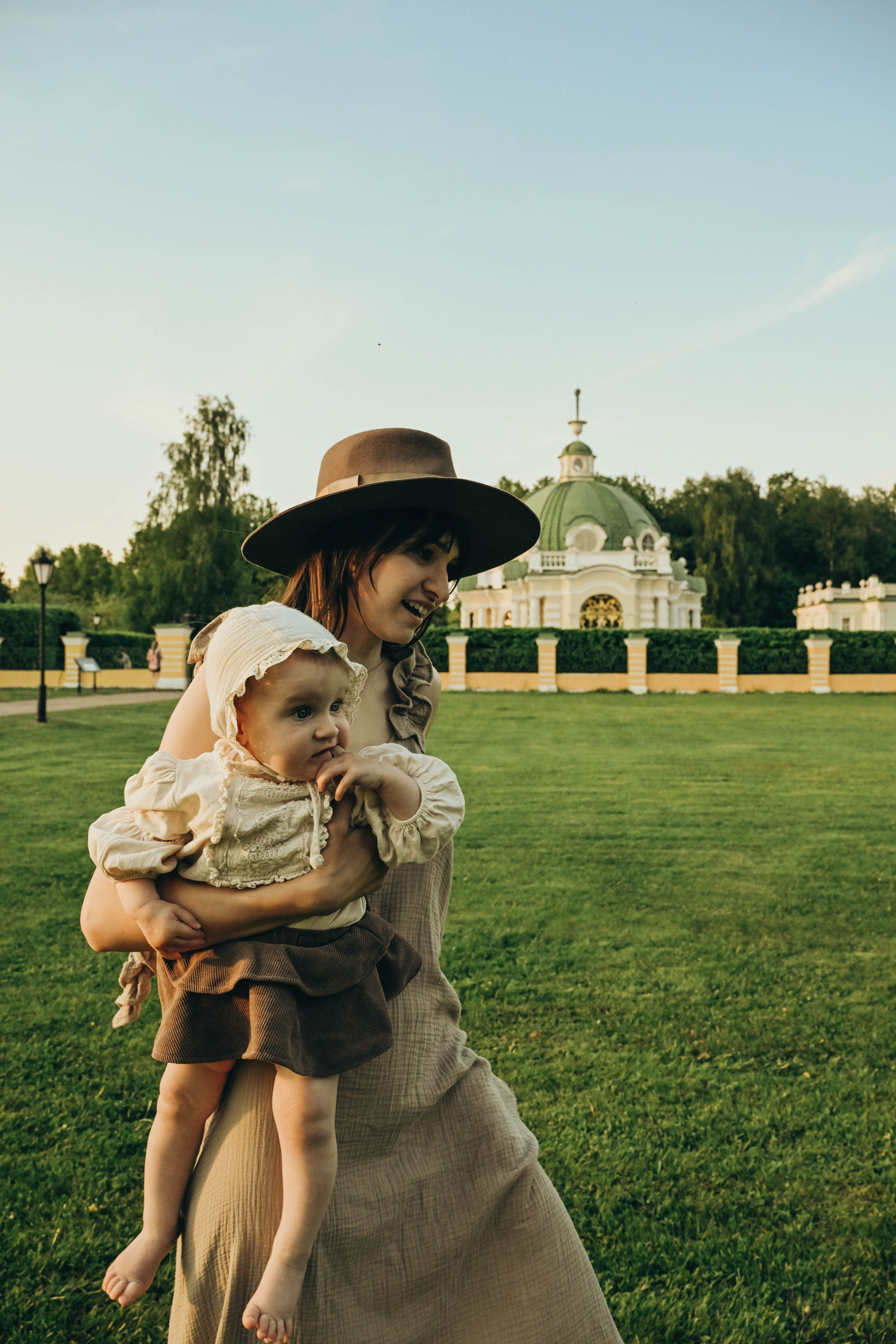 Кусково мама и дочка. Семейный фотограф в Москве Люберцах Ирина Вронская