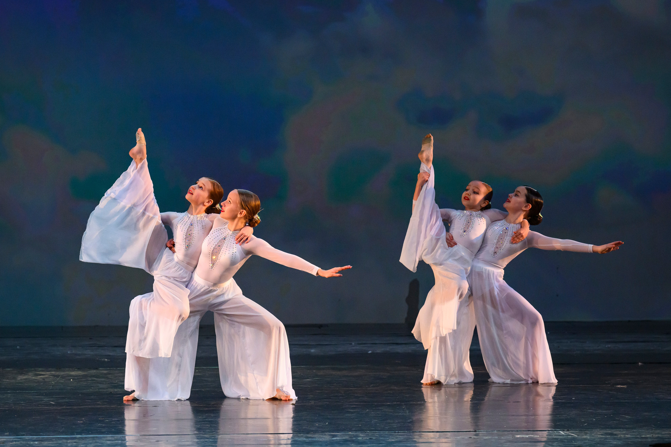 23 апреля, часть 1, БКЗ Октябрьский, г. Санкт-Петербург. Золотое яблочко