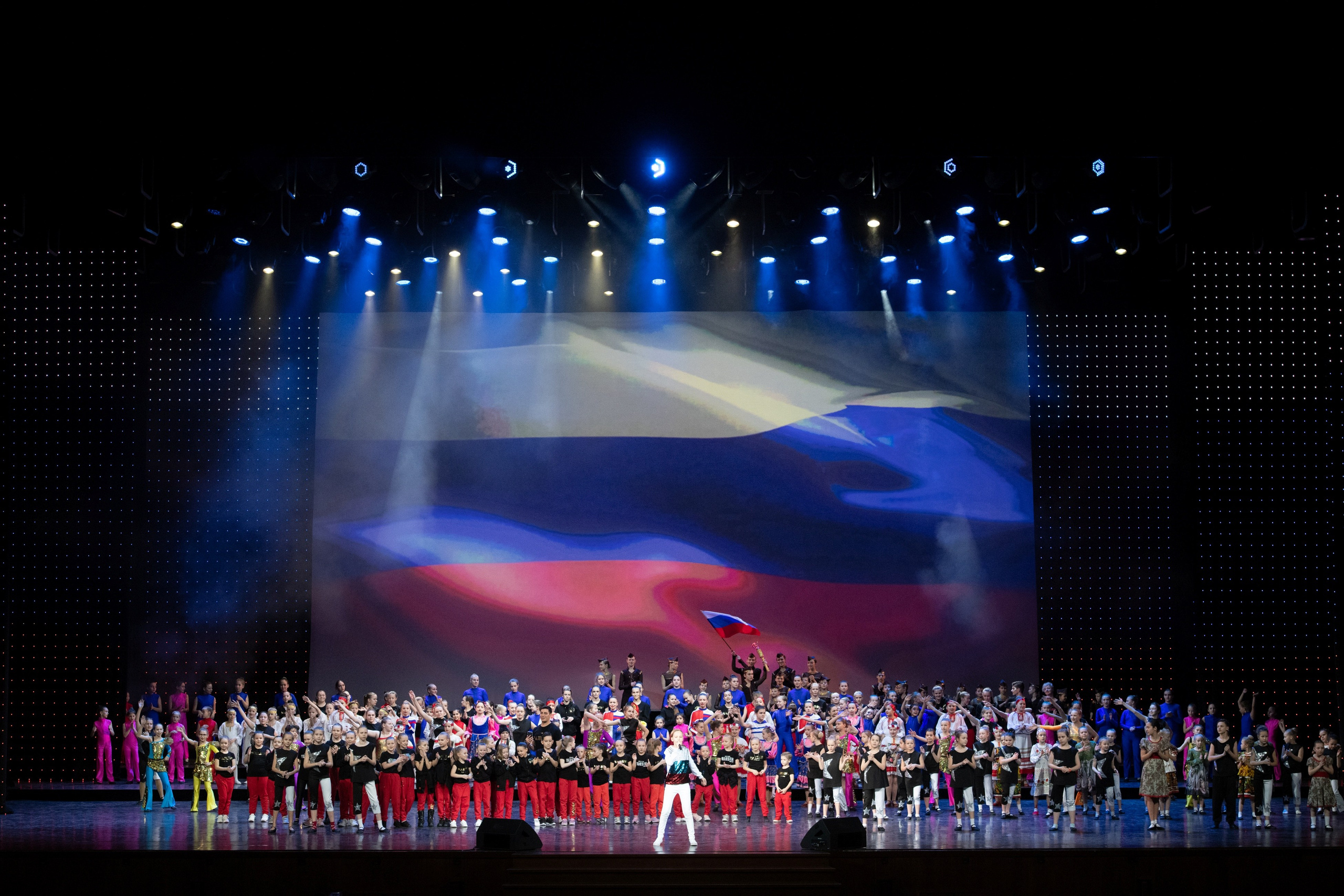 2 февраля, концерт Таланты России, Кремлевский Дворец. Золотое яблочко