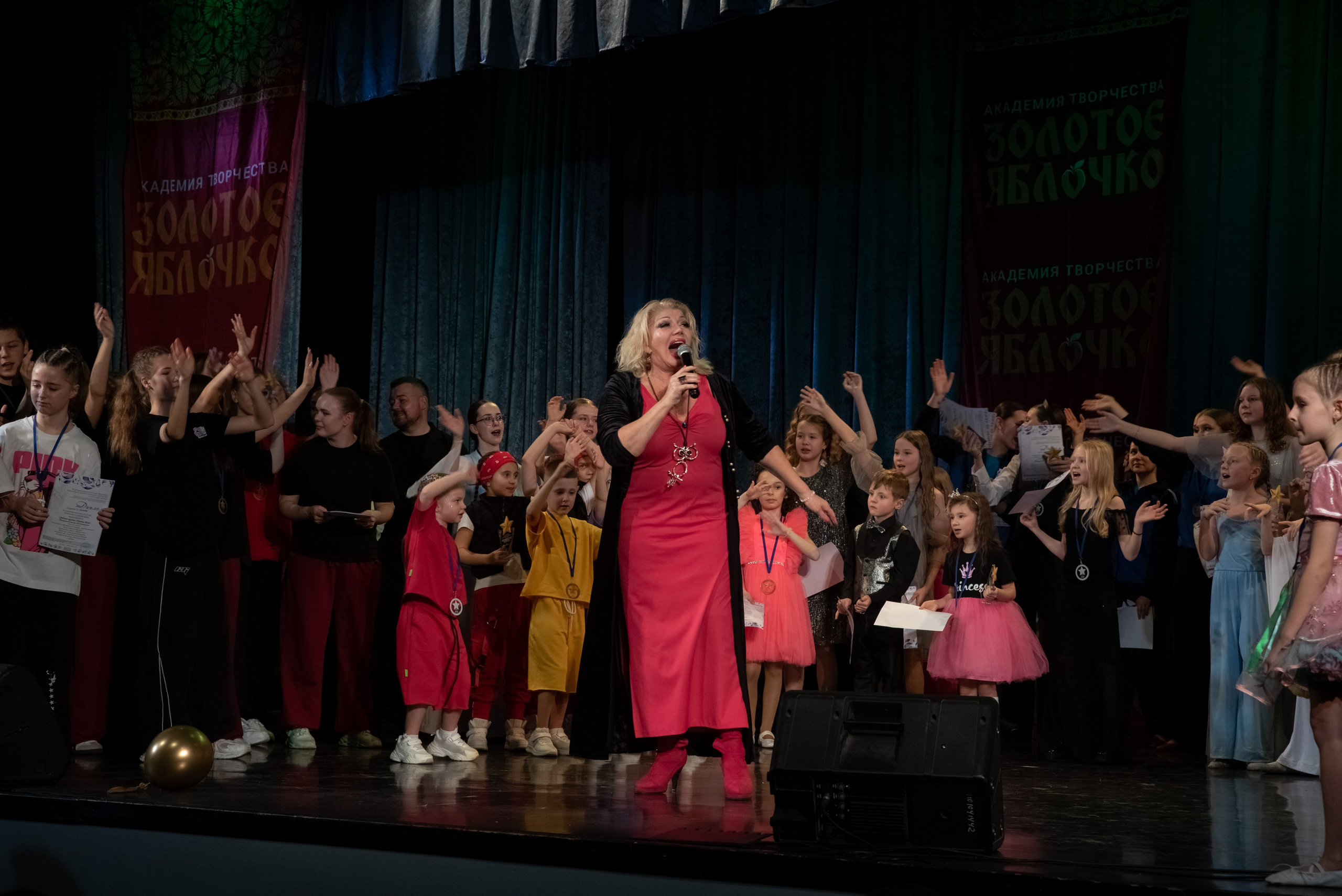 7 декабря, г. Выборг. Золотое яблочко