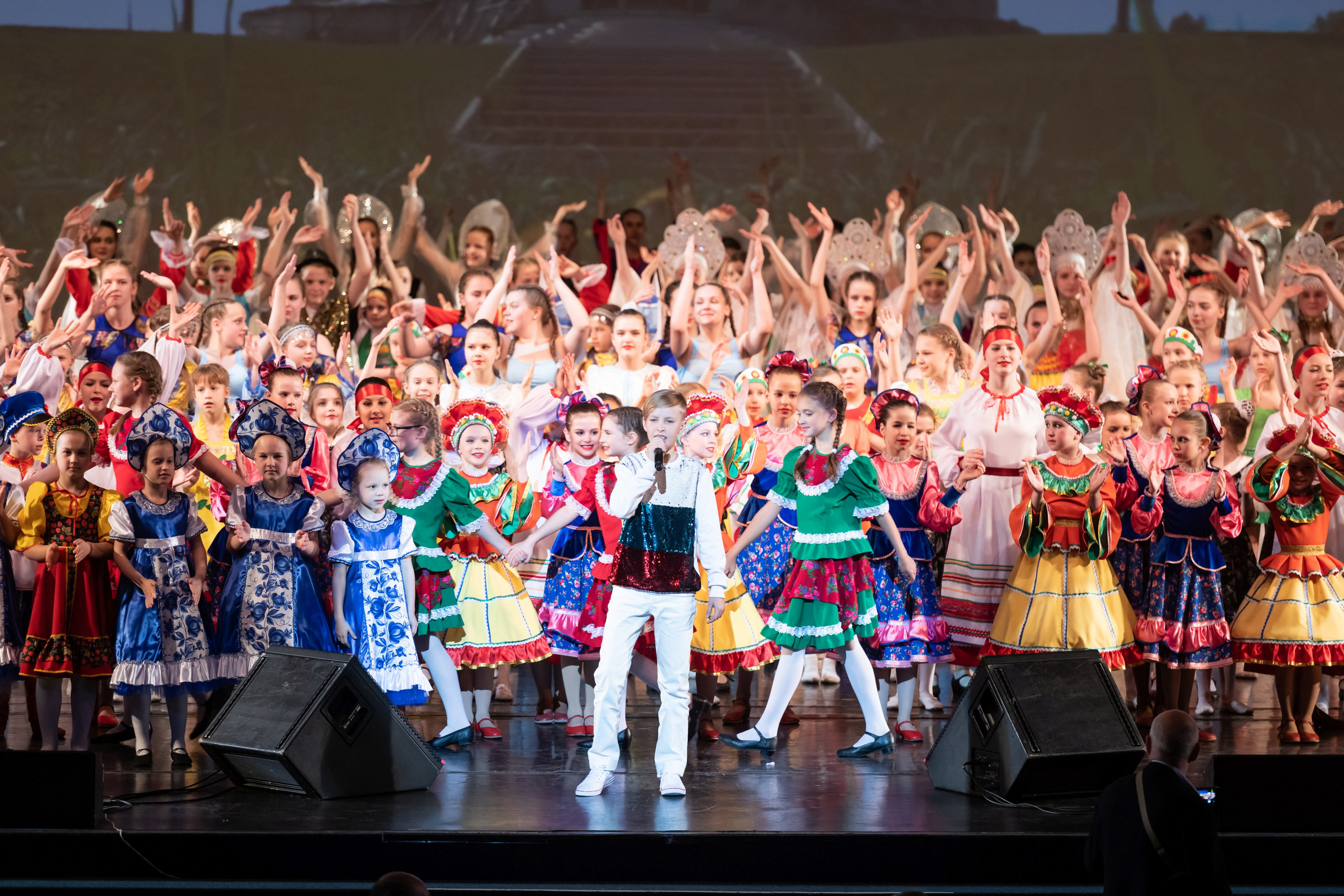 15 сентября, концерт БКЗ. Золотое яблочко