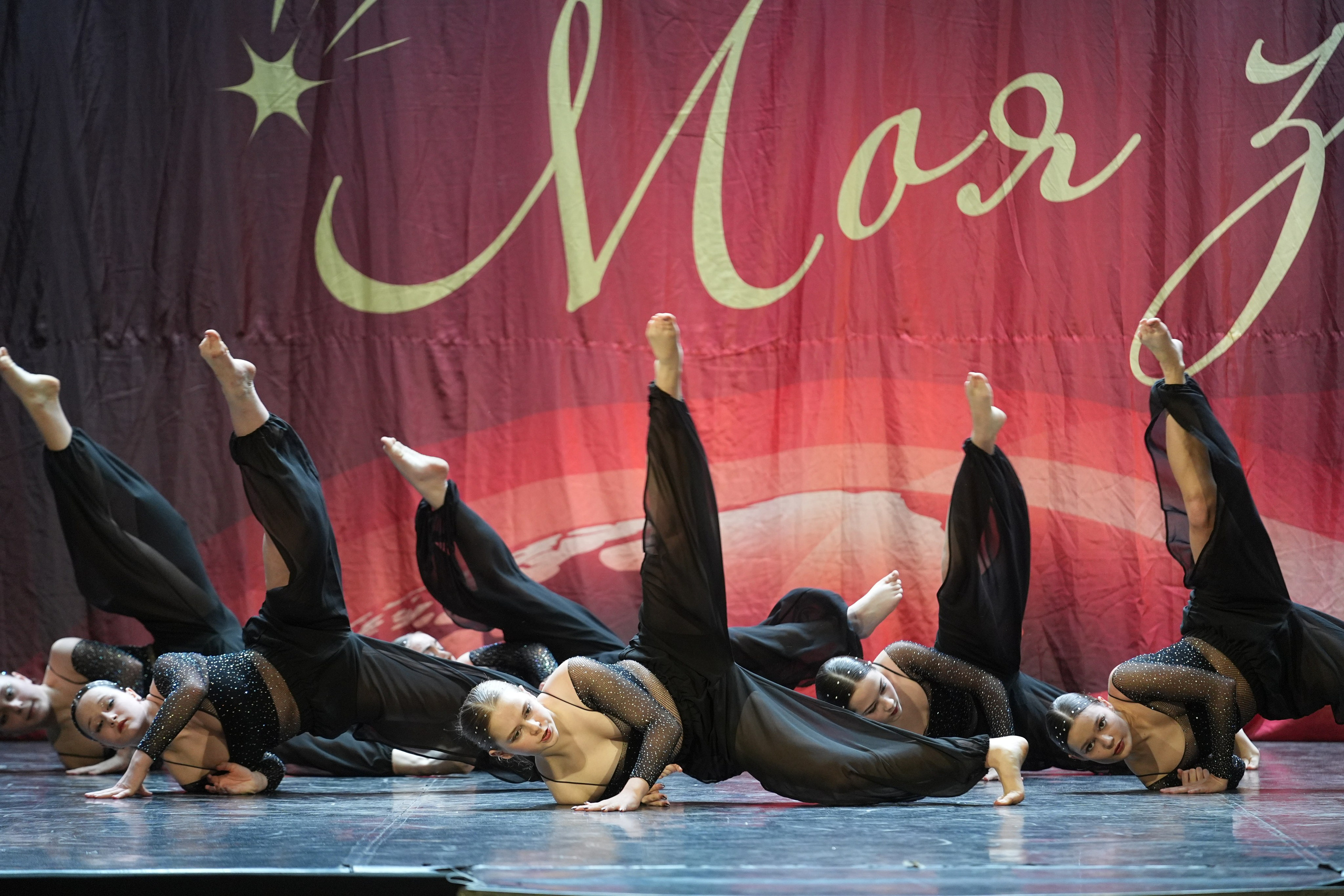 8 февраля, блок 2, г. Кострома. Золотое яблочко