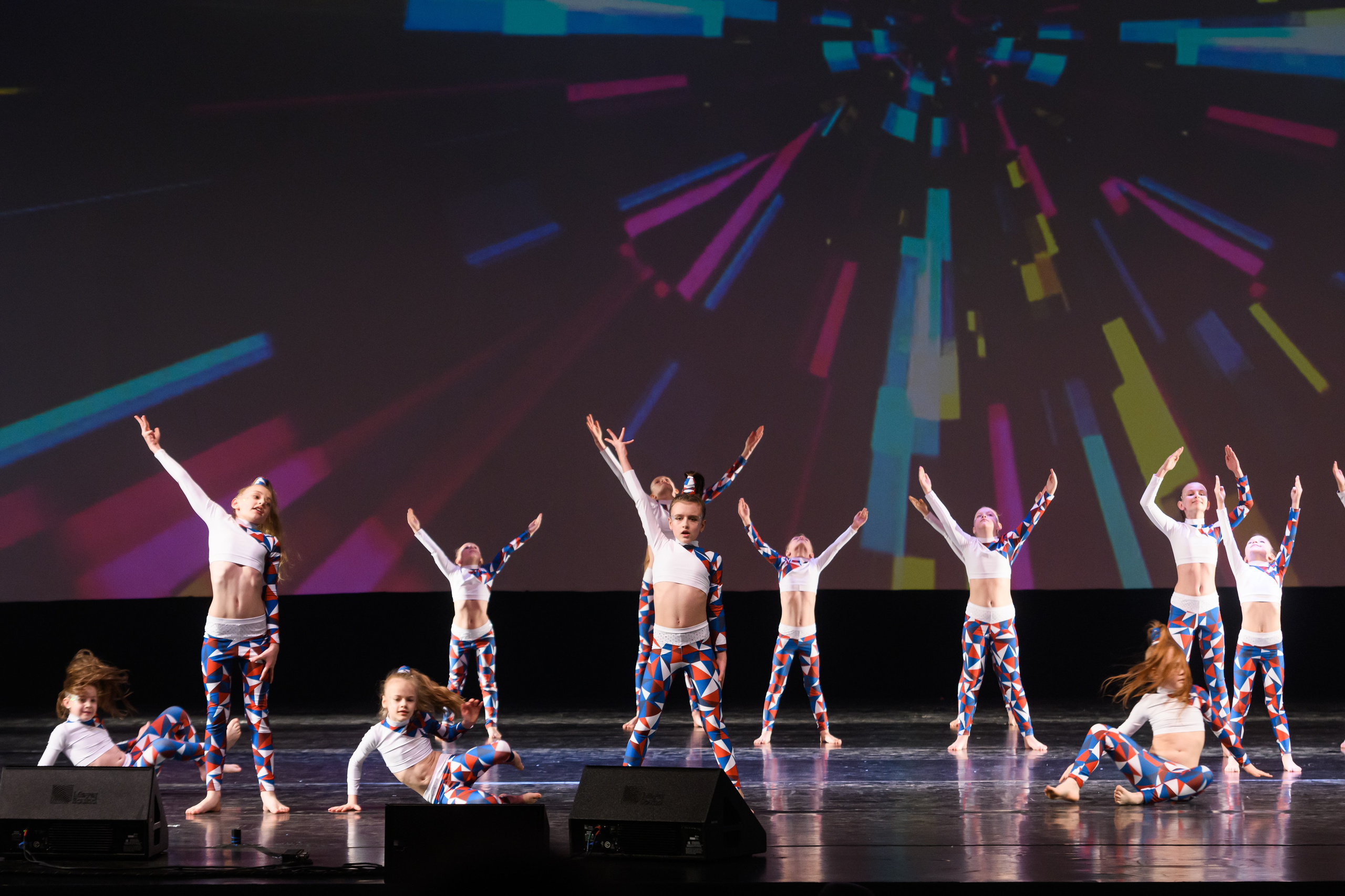 23 апреля, часть 2, БКЗ Октябрьский, г. Санкт-Петербург. Золотое яблочко