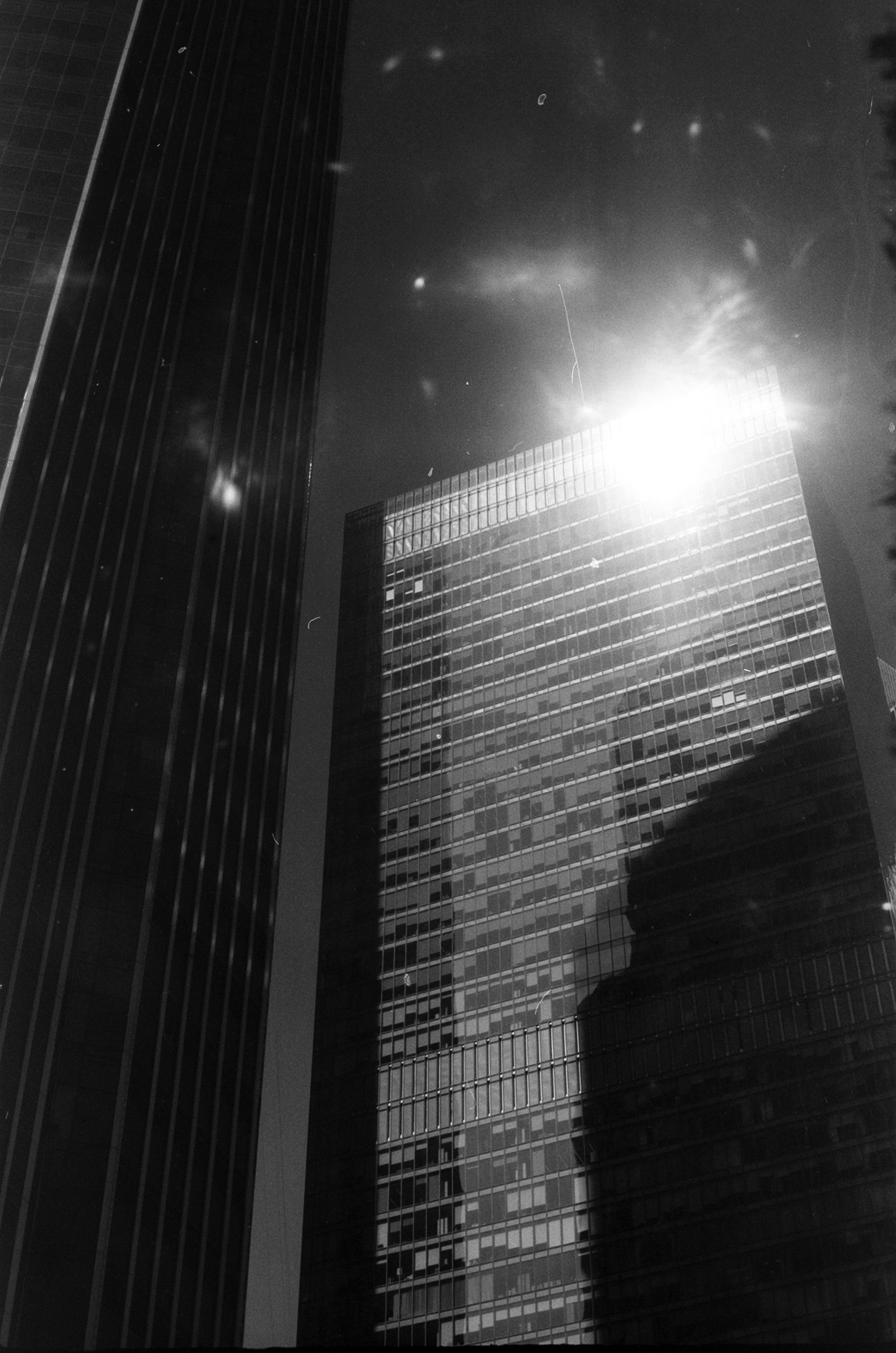 Альбом пленочных ЧБ-фото. Репортажный и семейный фотограф — Шелихов Сергей