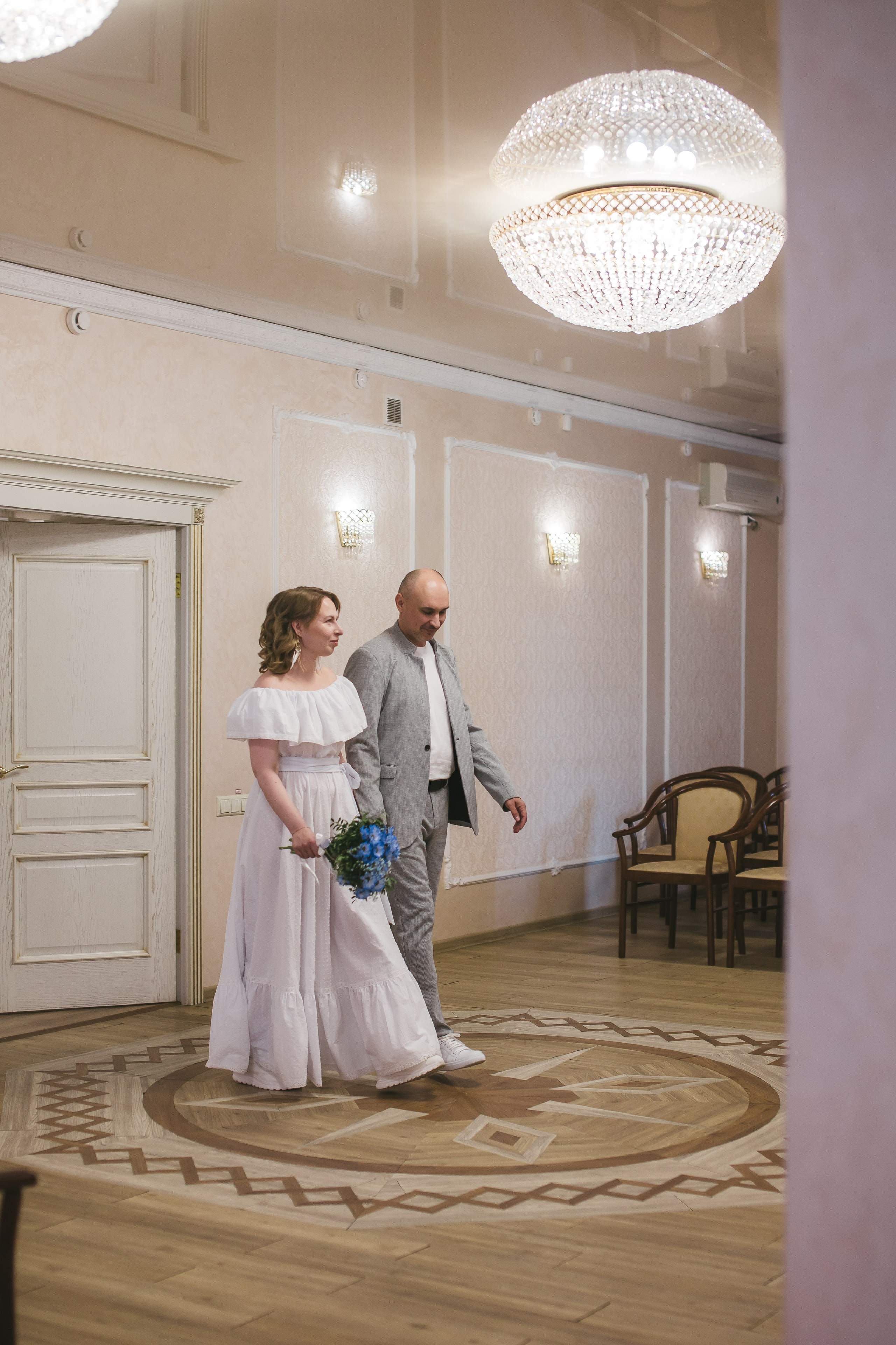 Свадебная прогулка с регистрацией. Семейный и художественный фотограф в Тюмени Юлия Логинова