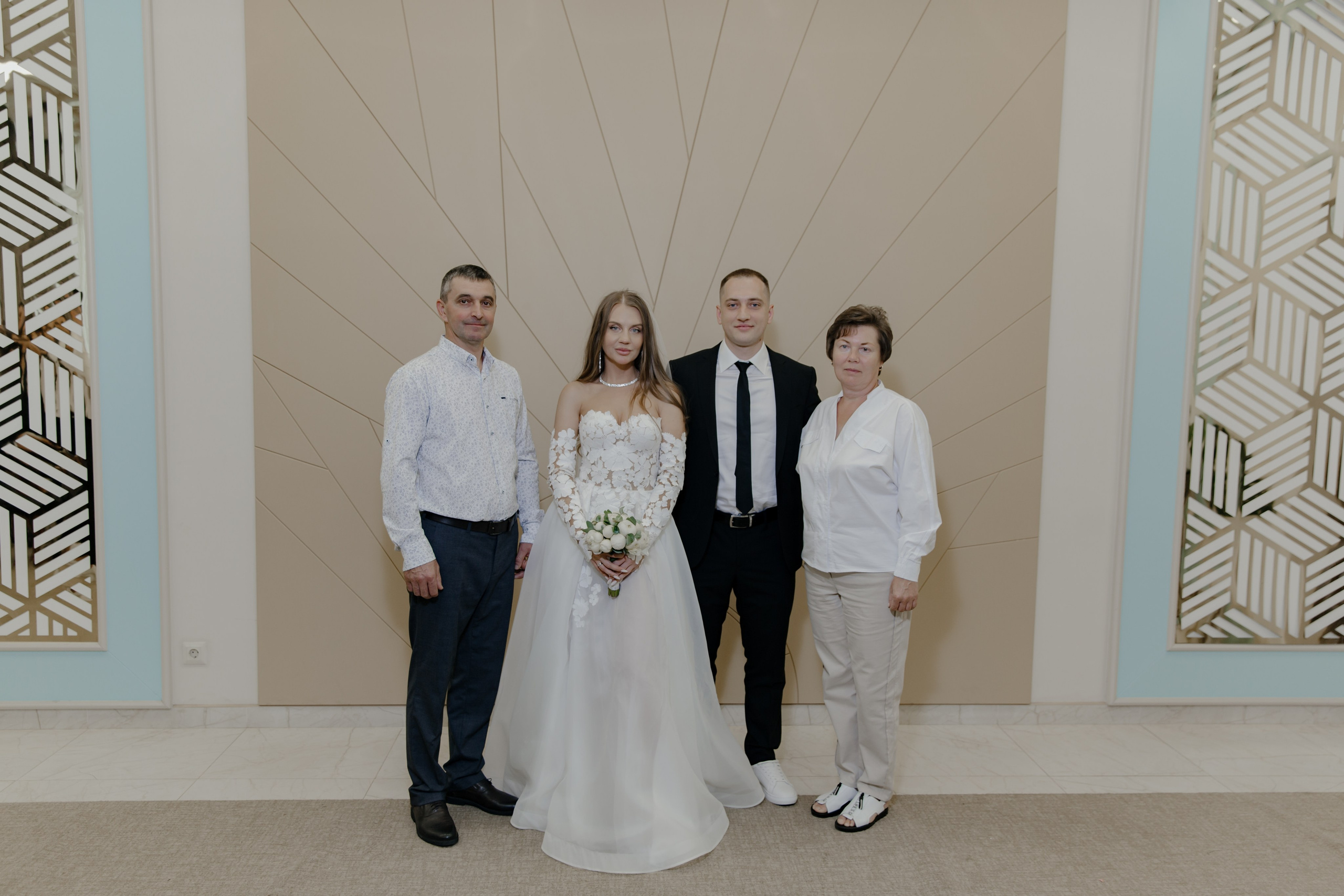 02.07.24. RETOUCH-HOUSE