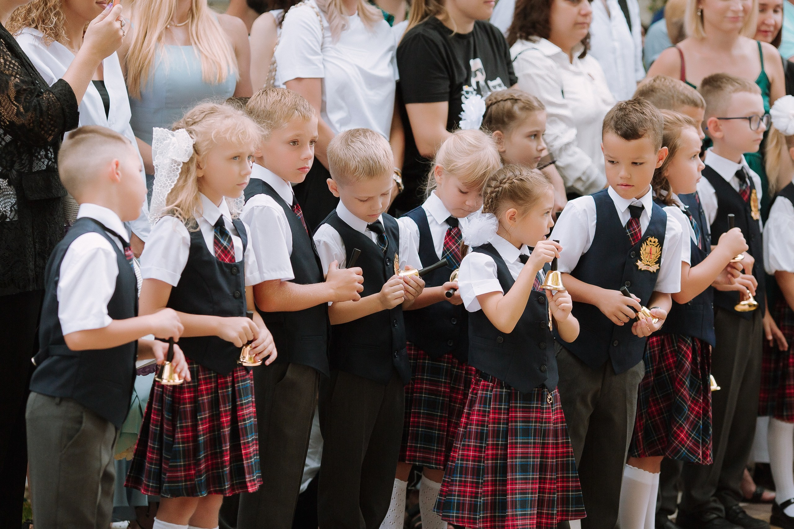 1 класс школа «Личность». Выпускные альбомы Натальи Бутко: Новороссийск, Анапа, Геленджик