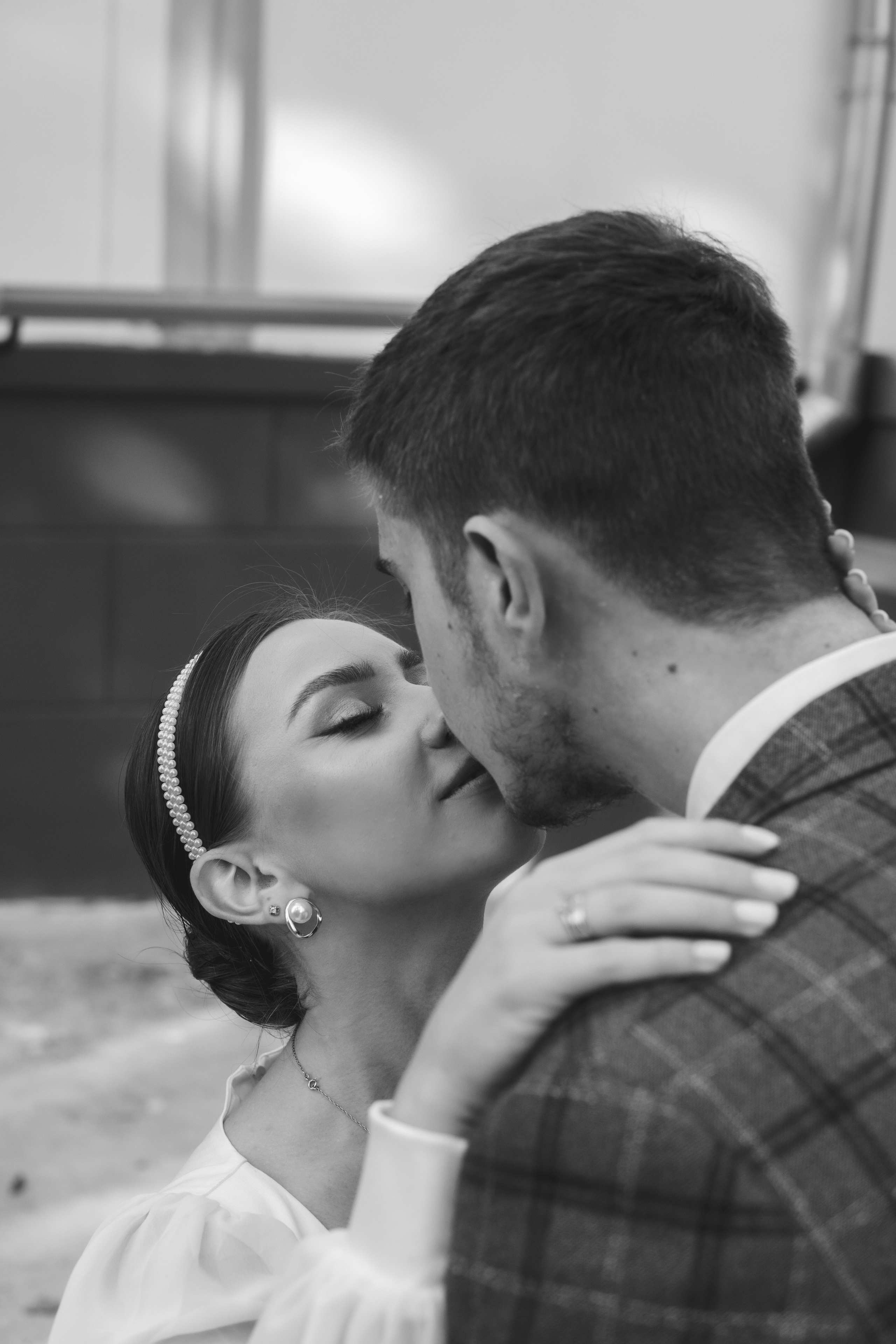 Свадебная прогулка. Мы тонем в лучах нежных объятий. Свадебный и портретный фотограф в Москве, Светлана Янковая