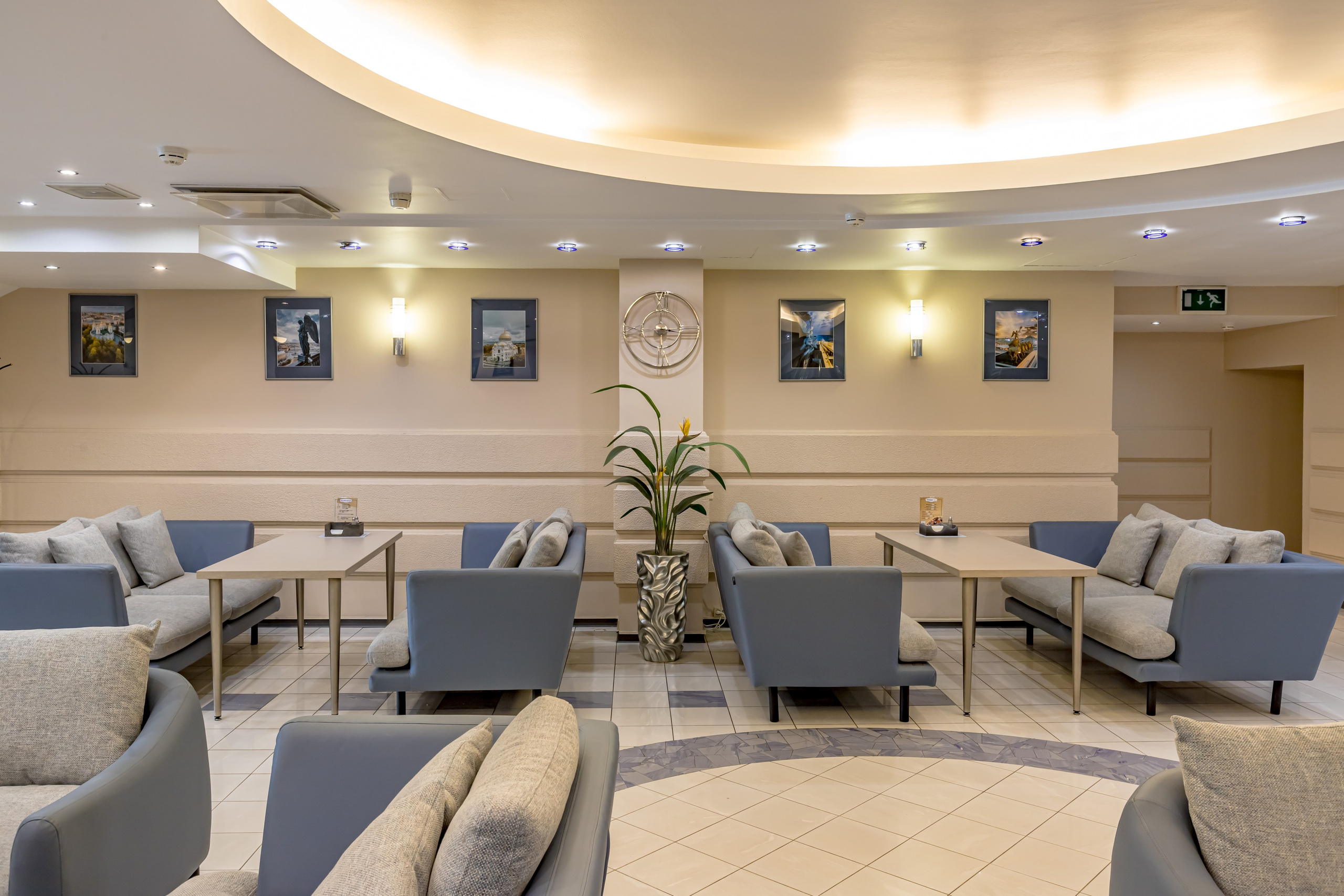 Лобби отеля «Нептун». Фотограф Махлаева Виктория/Санкт-Петербург