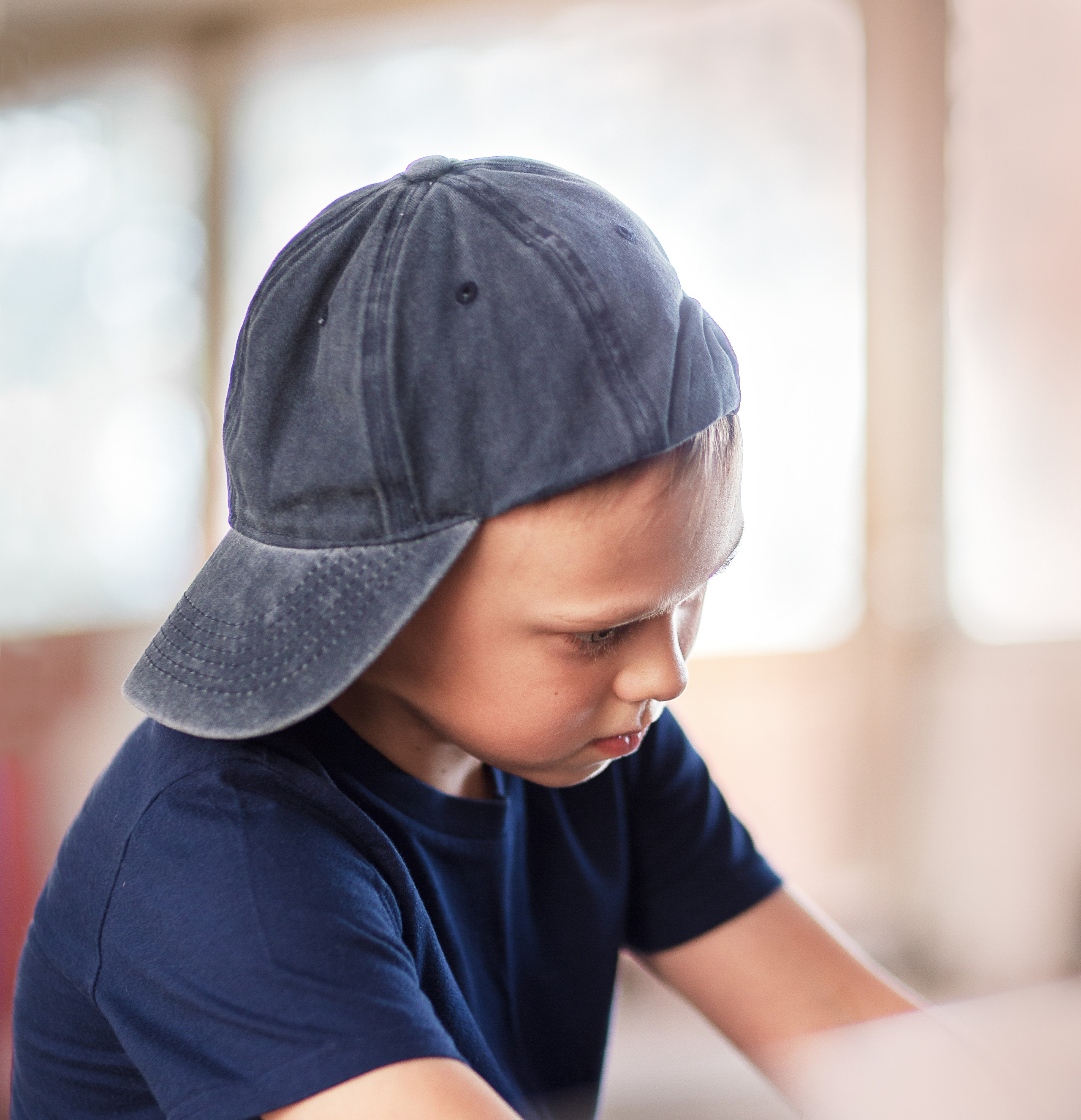 Детский портрет, Семейный фотограф Тула, Фотосессия в Туле, детская фотосессия, Фотосессия в автомастерской, Дети и автомобили